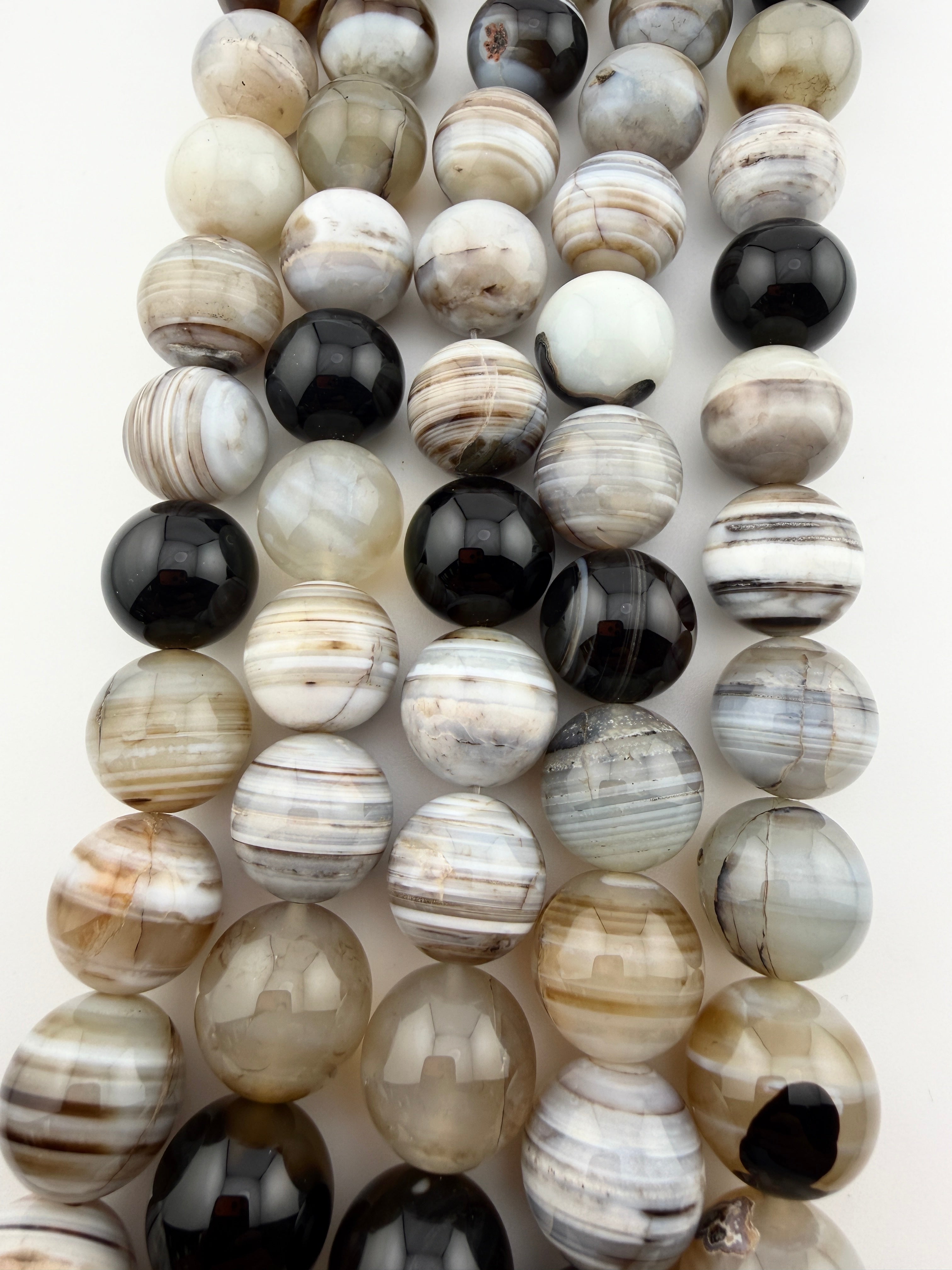 18mm Black Banded Agate