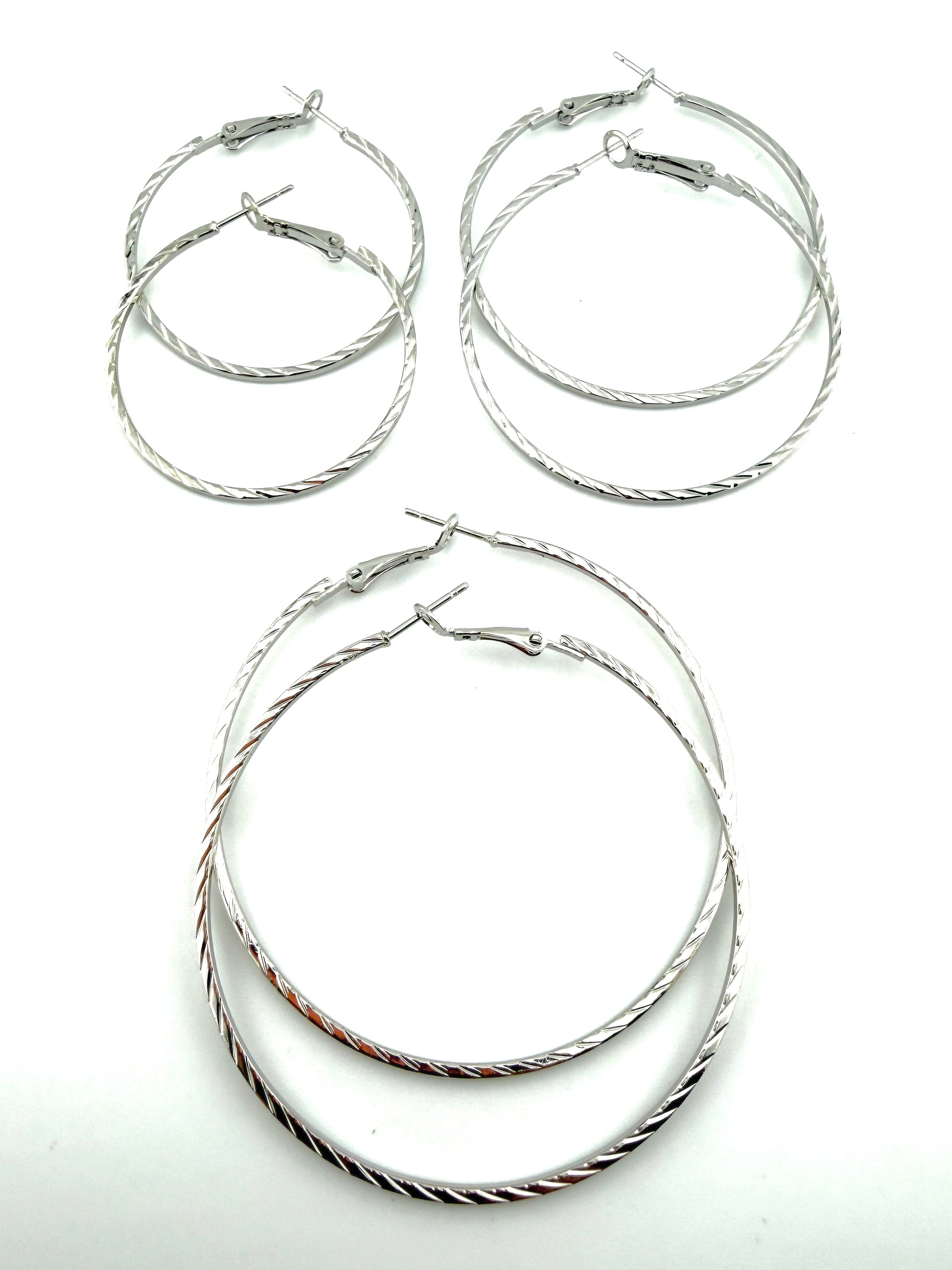Diamond Cut Round Frame Hoop Earing Pair