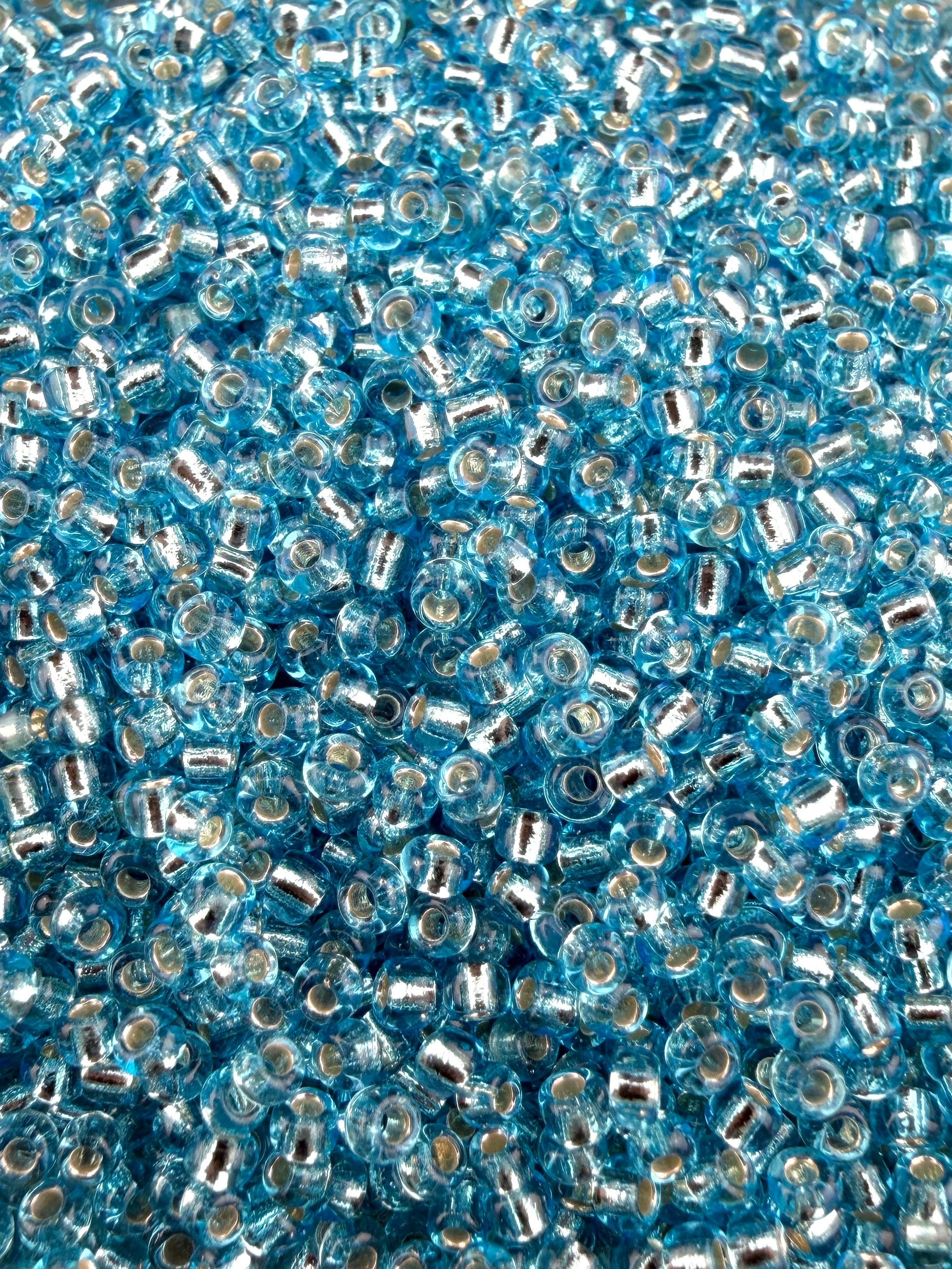 Mino Seed Beads 11/0 Sky Blue Silverlined