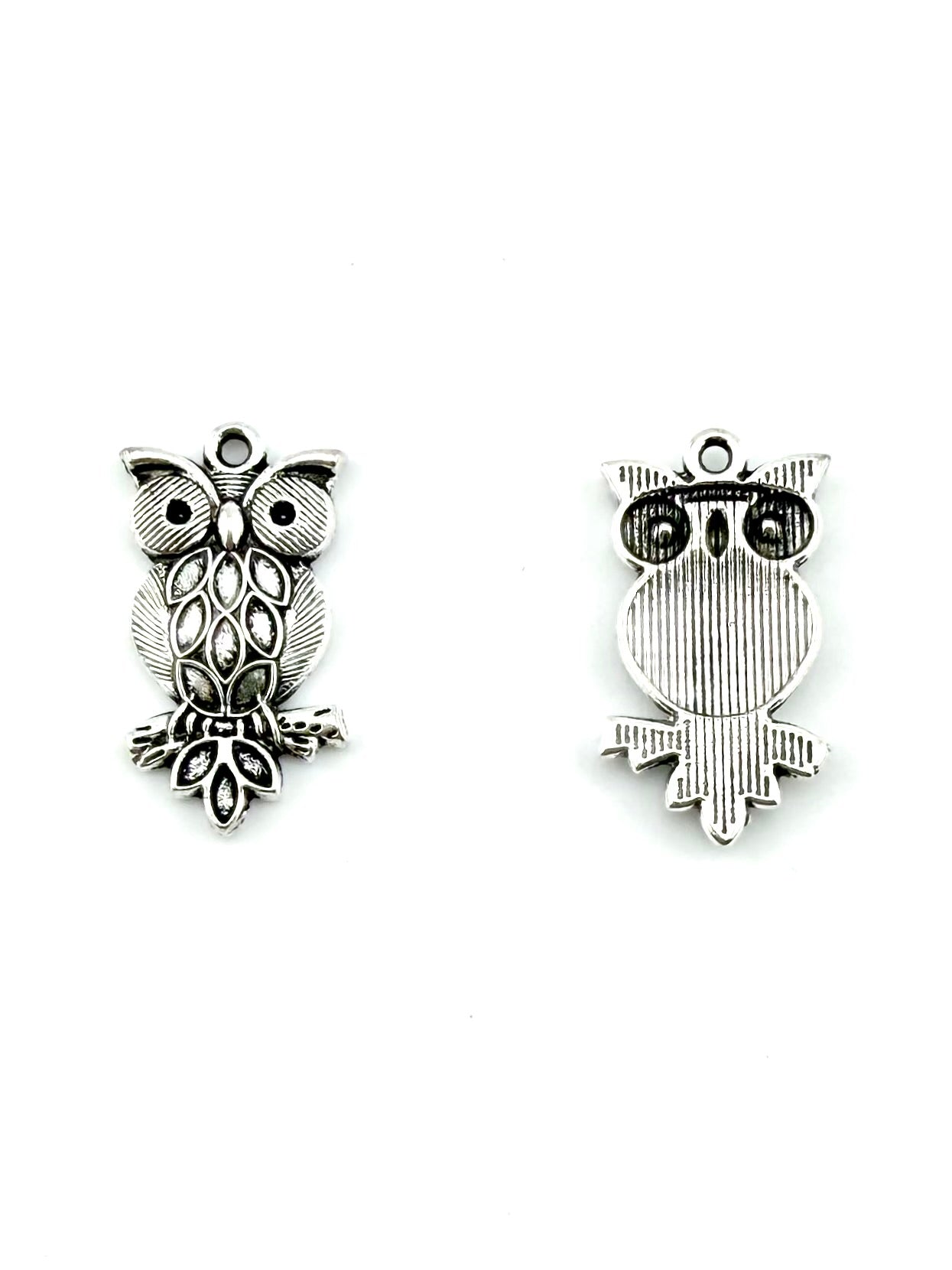 20mm Perched Owl Charm Rhodium