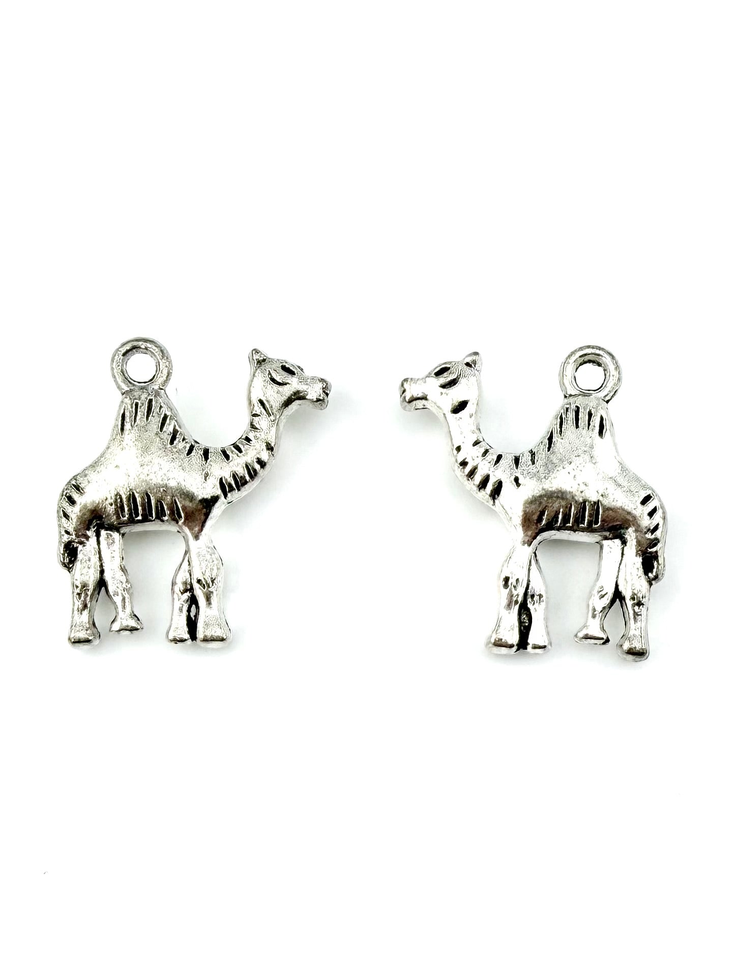 21.6mm Camel Charm Rhodium