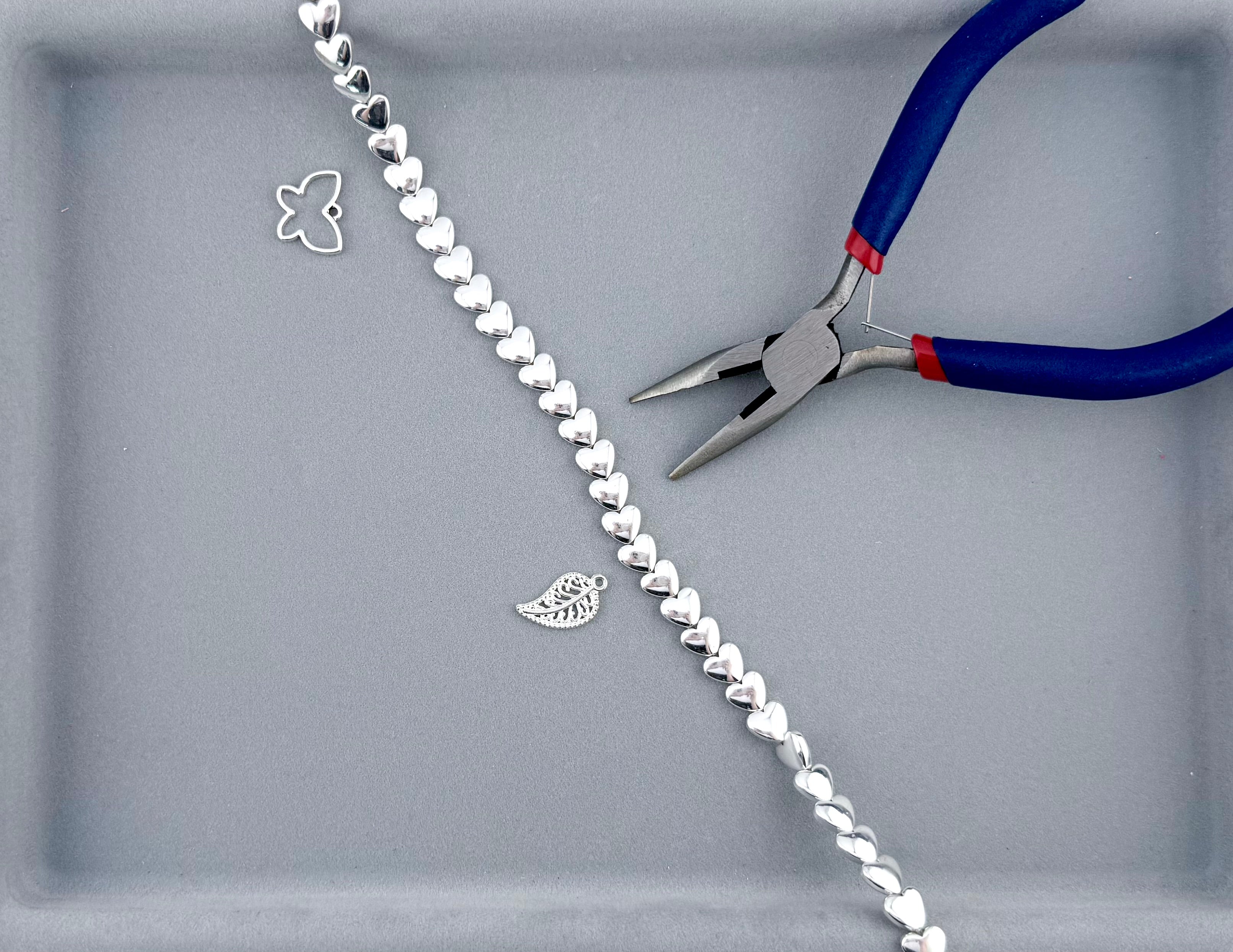 3x7x8mm Hematite Puffy Heart Silver