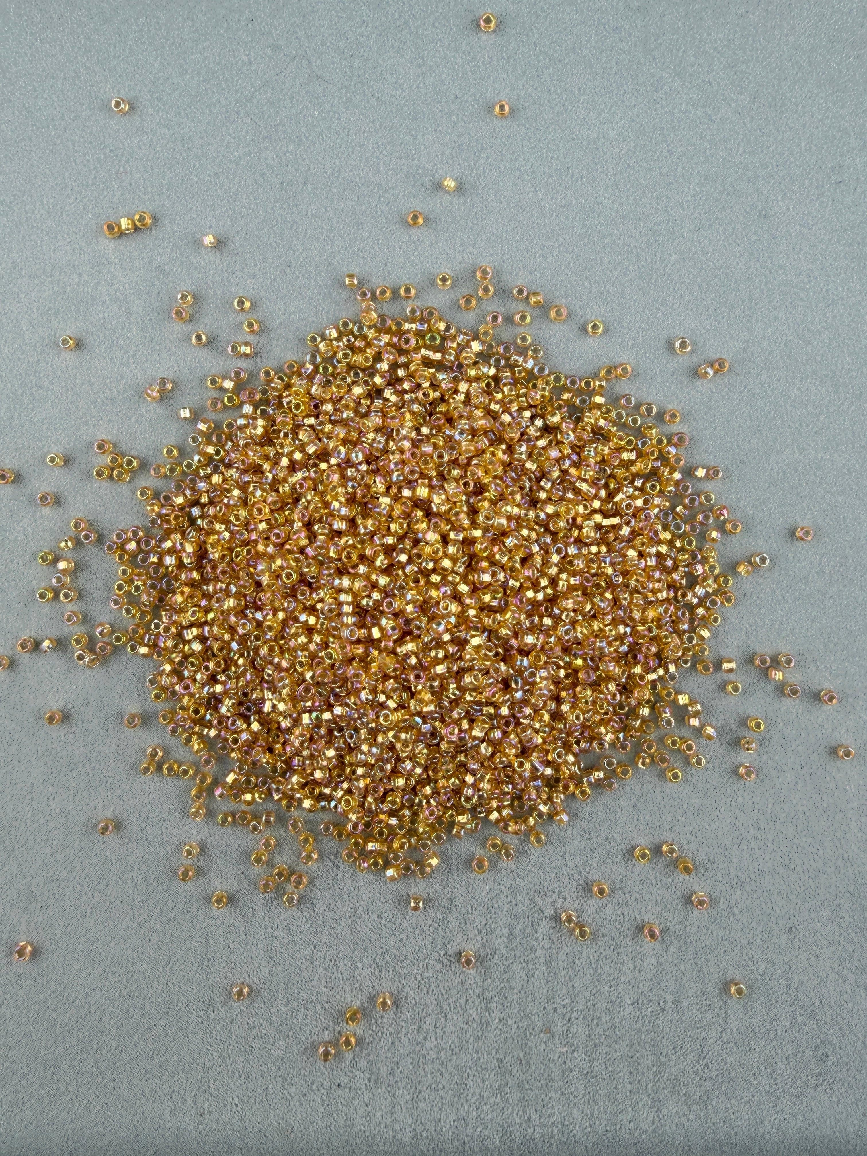 Mino Seed Beads 11/0 Gold Silverlined AB