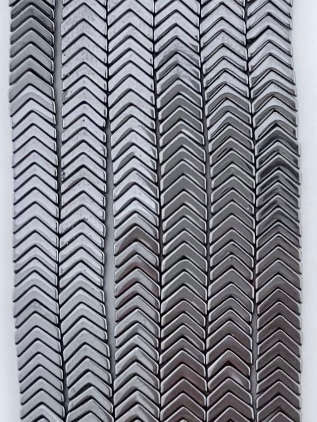 1.5x6mm Hematite Chevron Arrow Beads