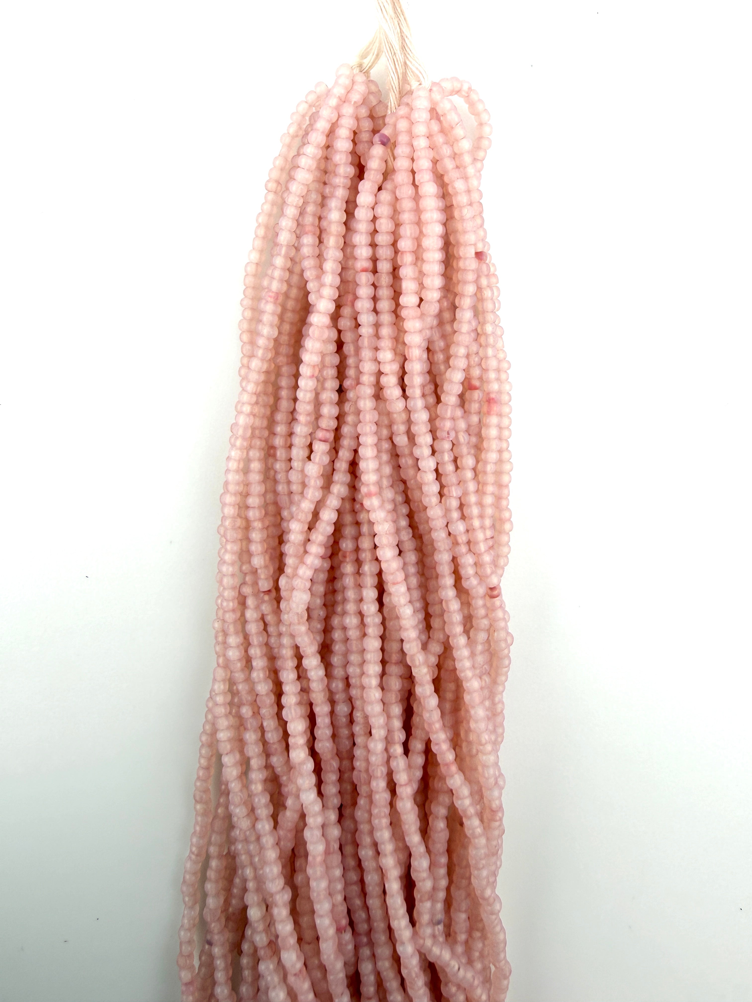 11/0 Sheen Chartlotte 2-Cut Vintage Rose Opal Hank