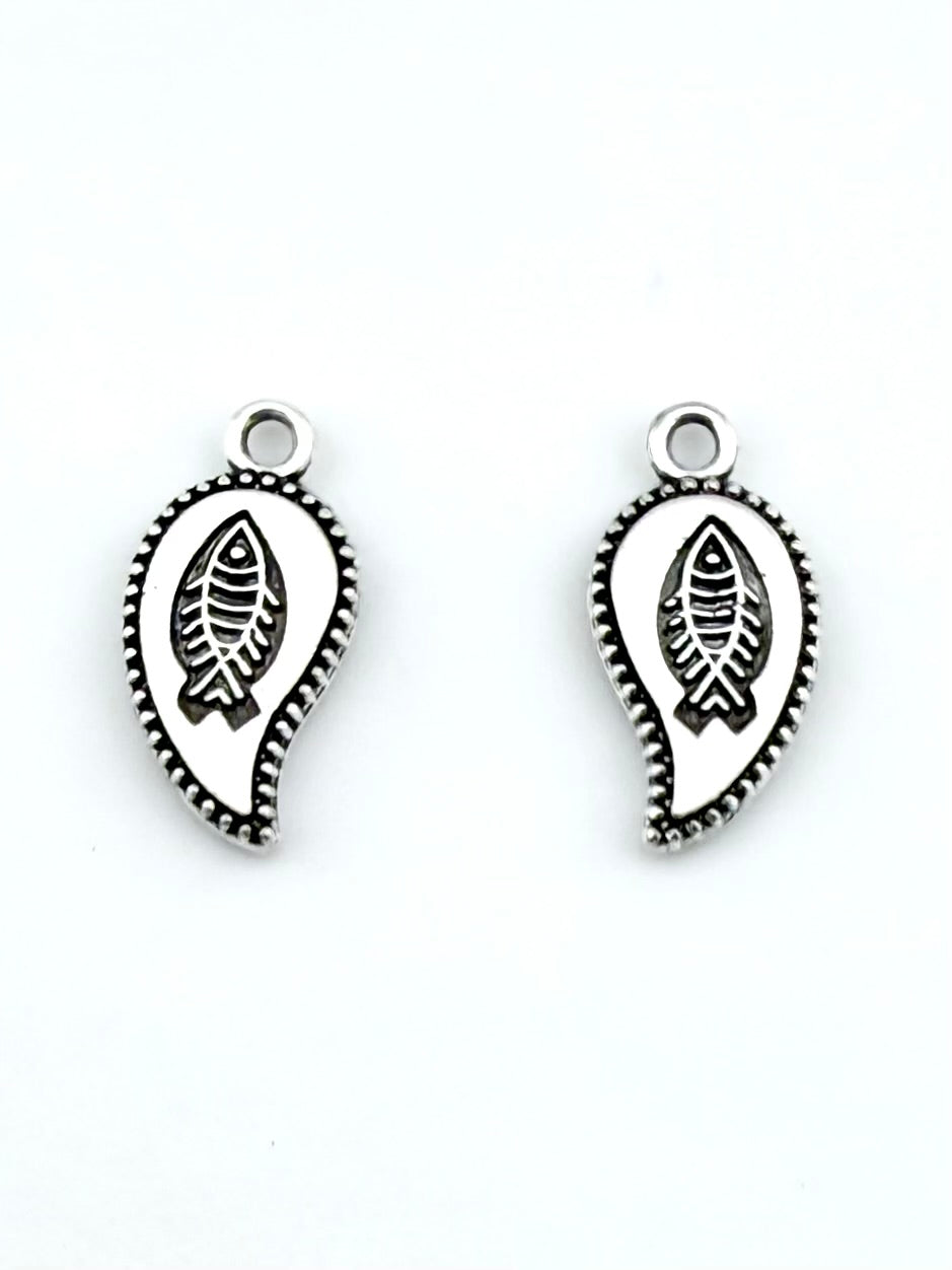 17mm Paisley Fish Charm Rhodium
