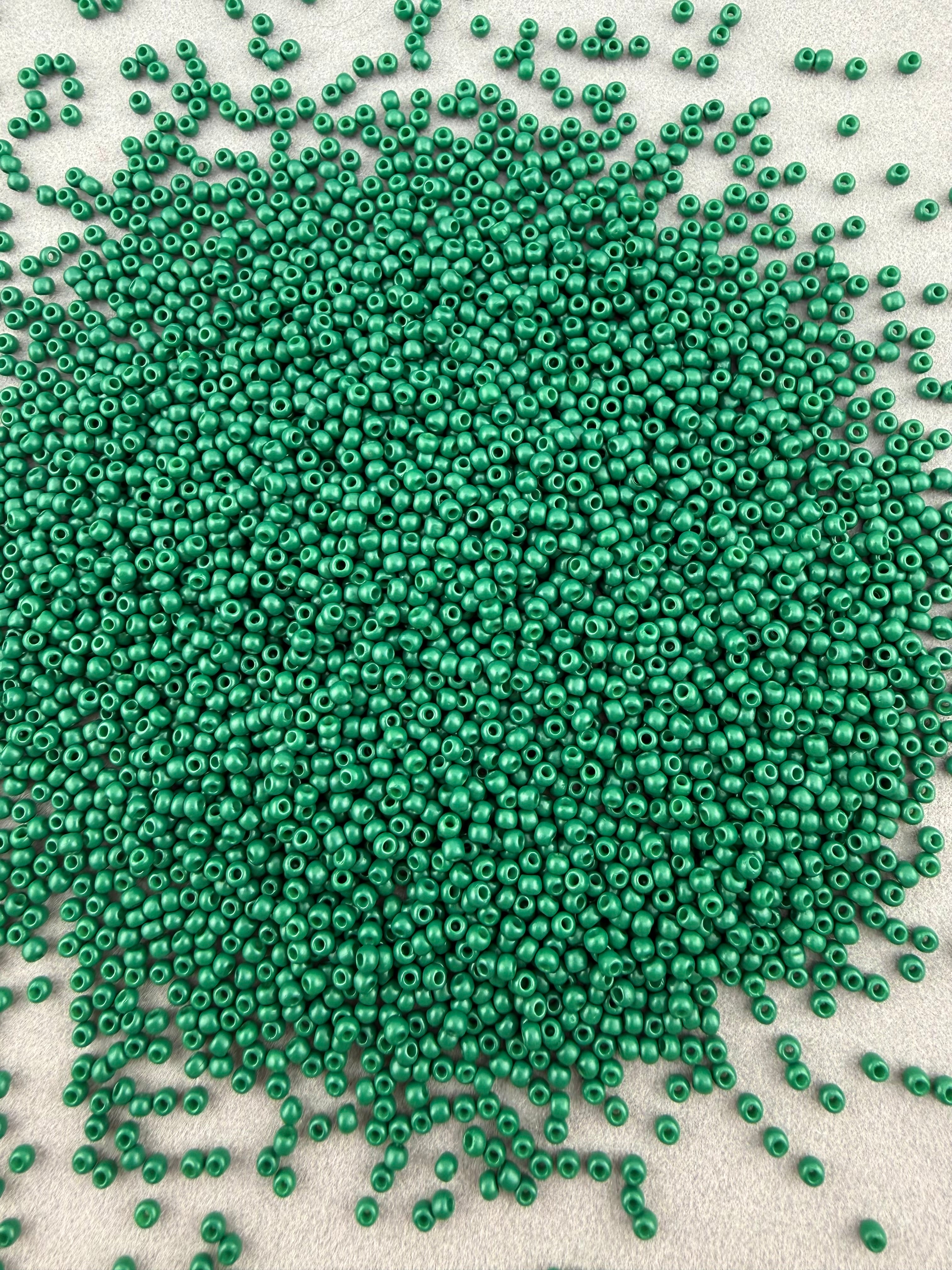 Mino Seed Beads 11/0 Opaque Dark Green