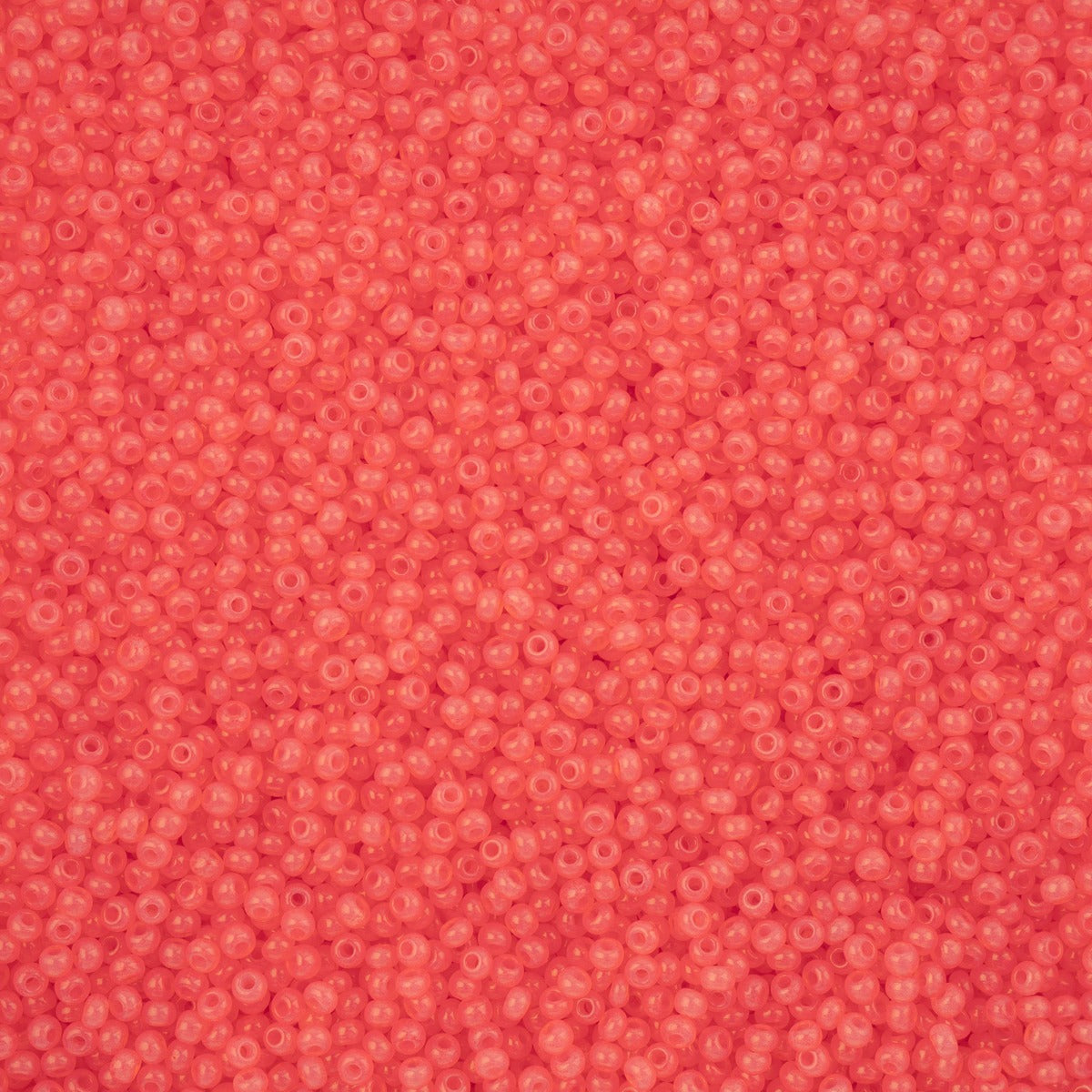Czech Seed Bead 11/0 Vial Alabaster Pink Solgel