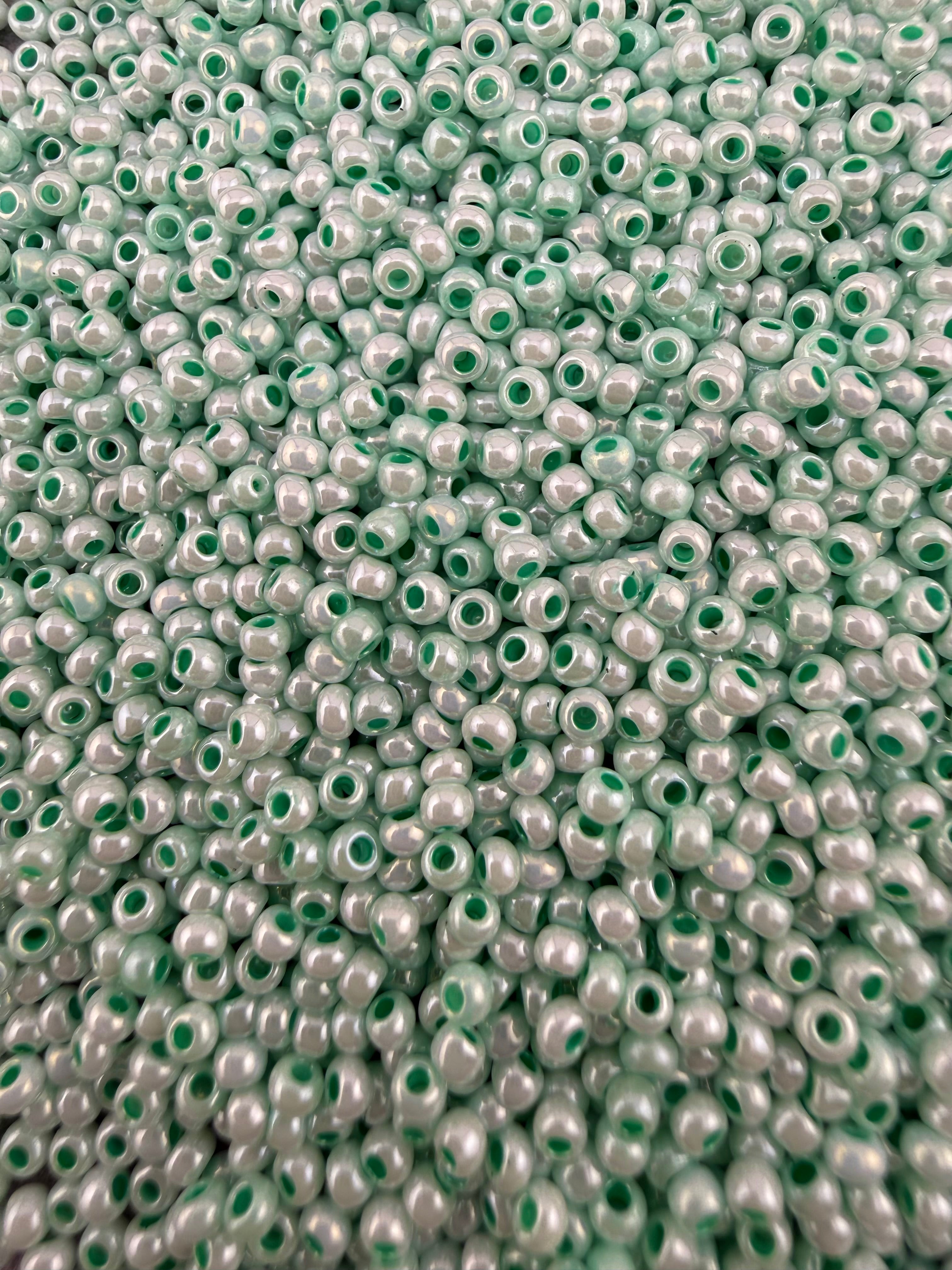 Mino Seed Beads 11/0 Seafoam Luster