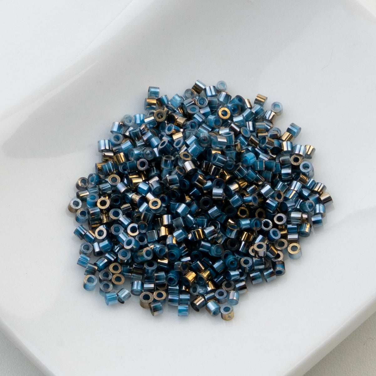 Cylin Bead 11/0 25g Bag Gilded Halo Blue Flame