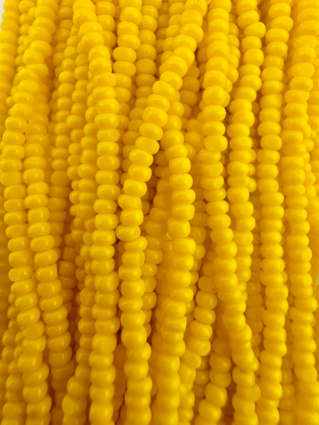 11/0 Sheen Chartlotte 2-Cut Opaque Yellow Hank