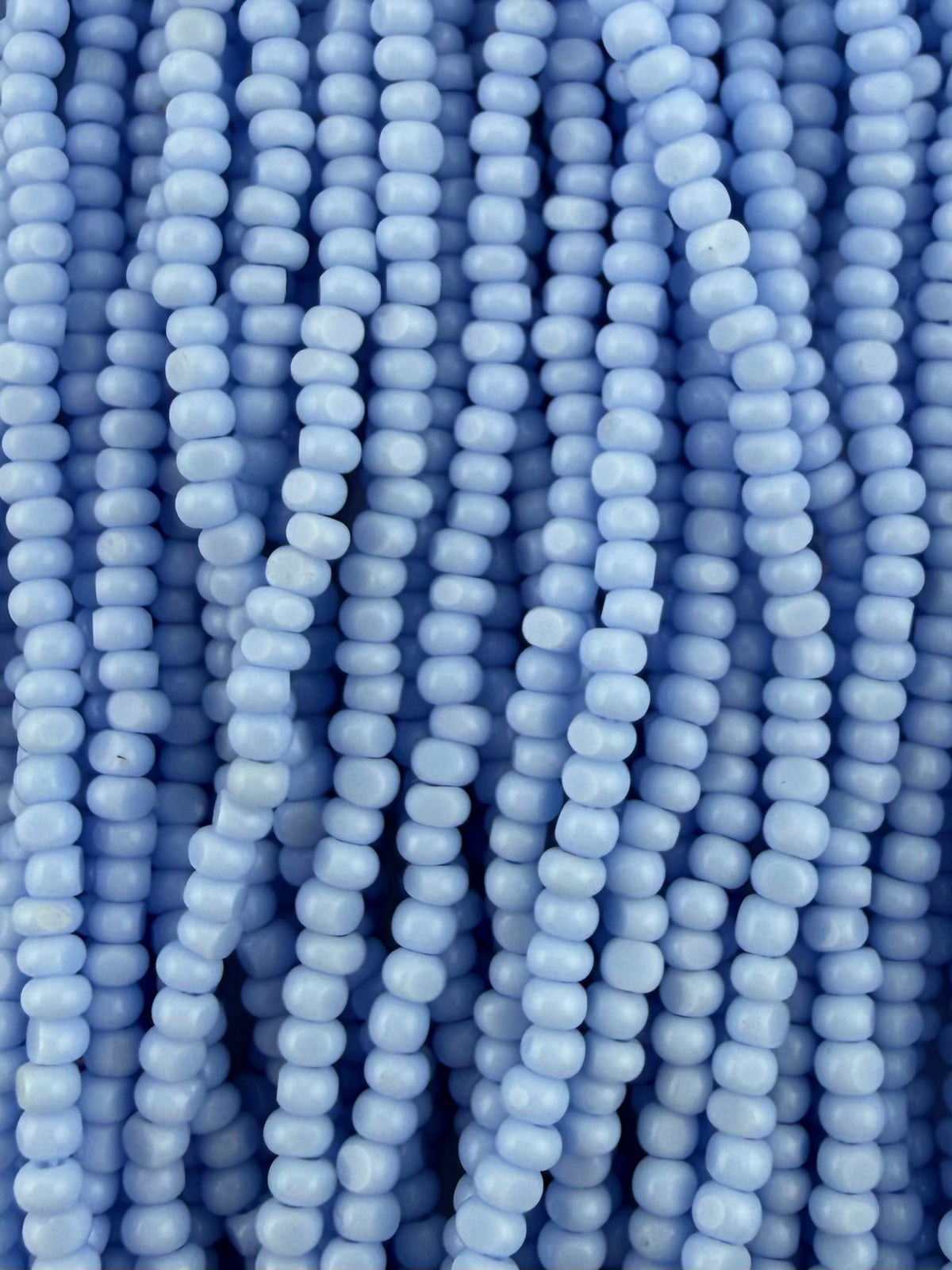 11/0 Sheen Chartlotte 2-Cut Light Pale Blue Opaque