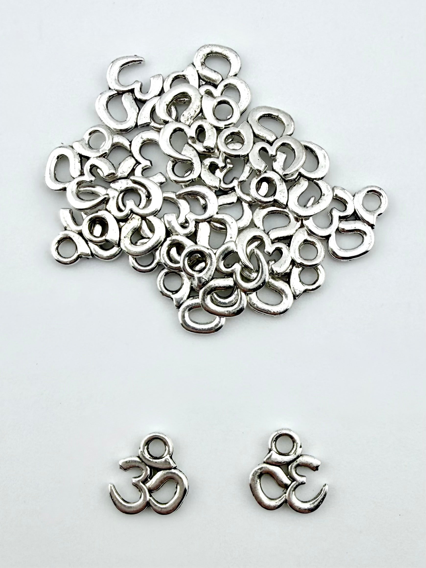 10mm Ohm Charm Rhodium