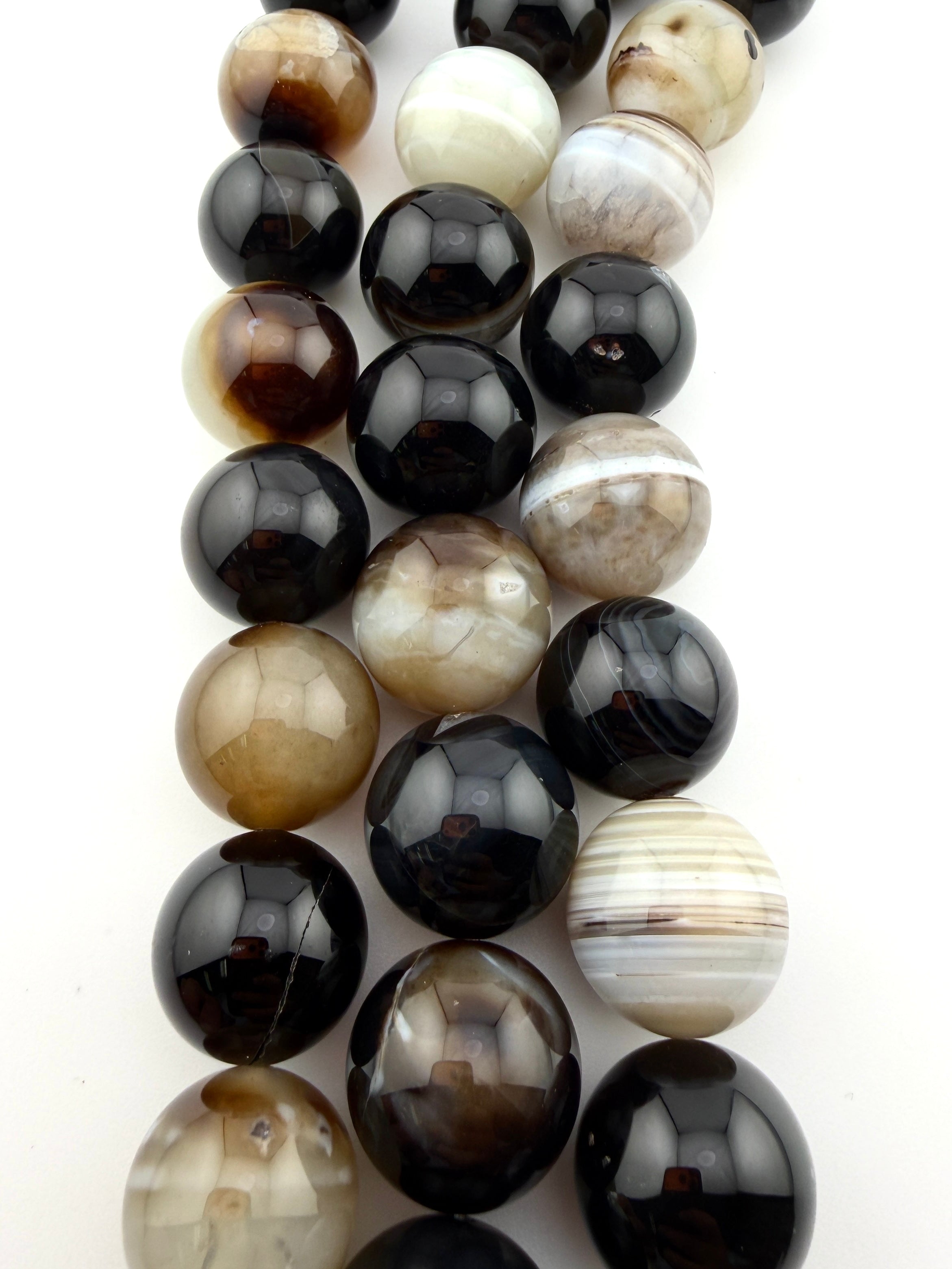20mm Black Banded Agate