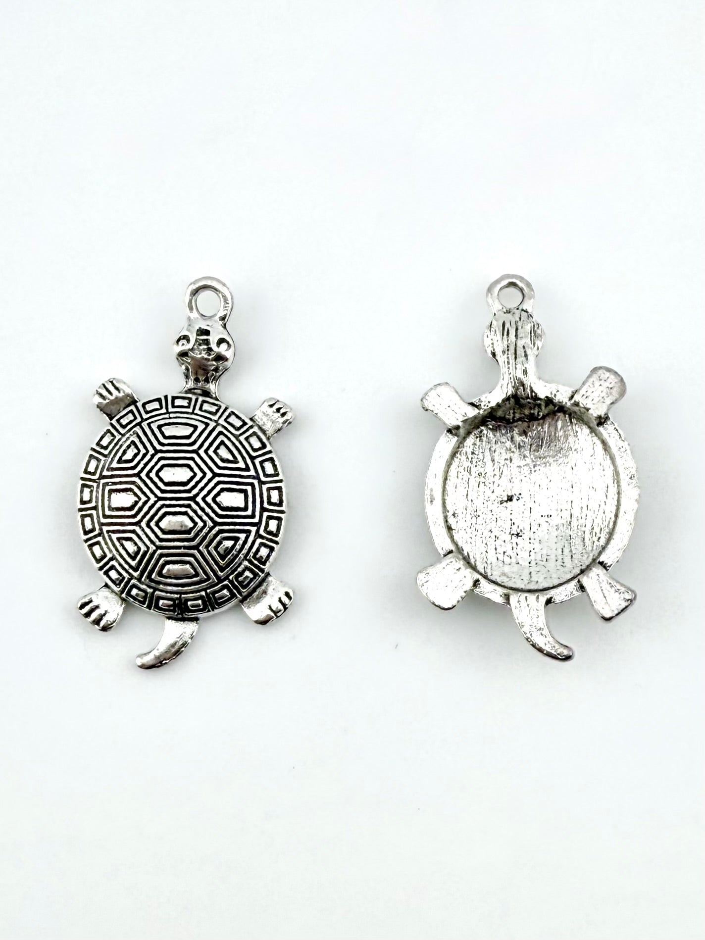 32mm Large Tortois Charm Rhodium