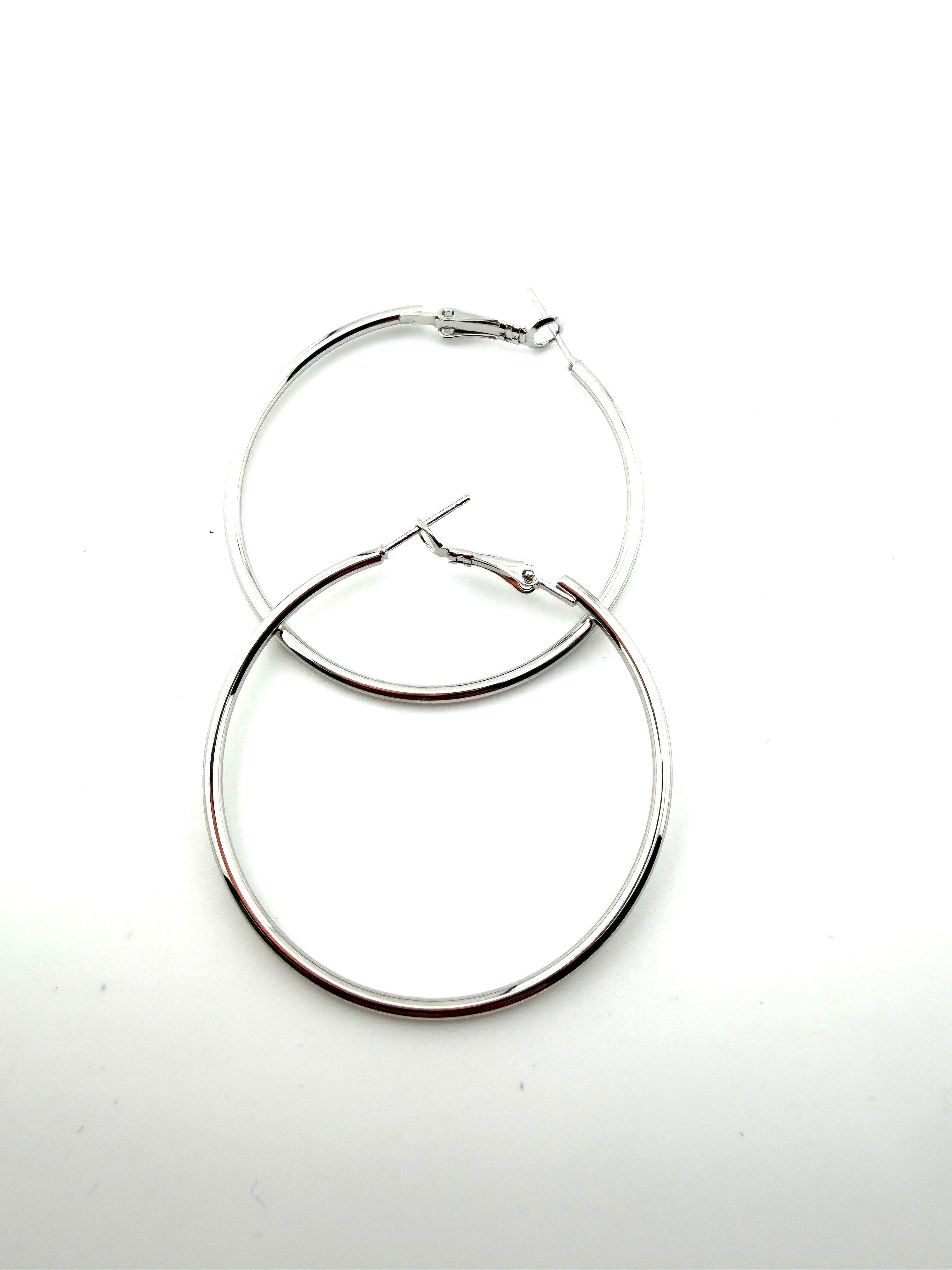 Round Frame Hoop Earing Pair 2mm Thick