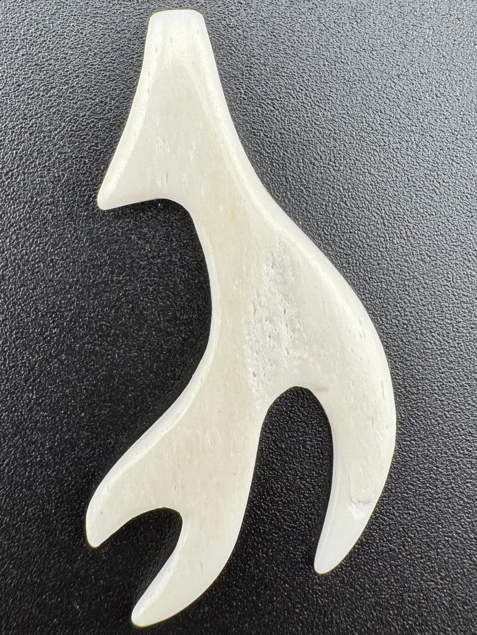 55mm Bone Antler Pendant – Hand Carved Bone, Tribal & Indigenous Style