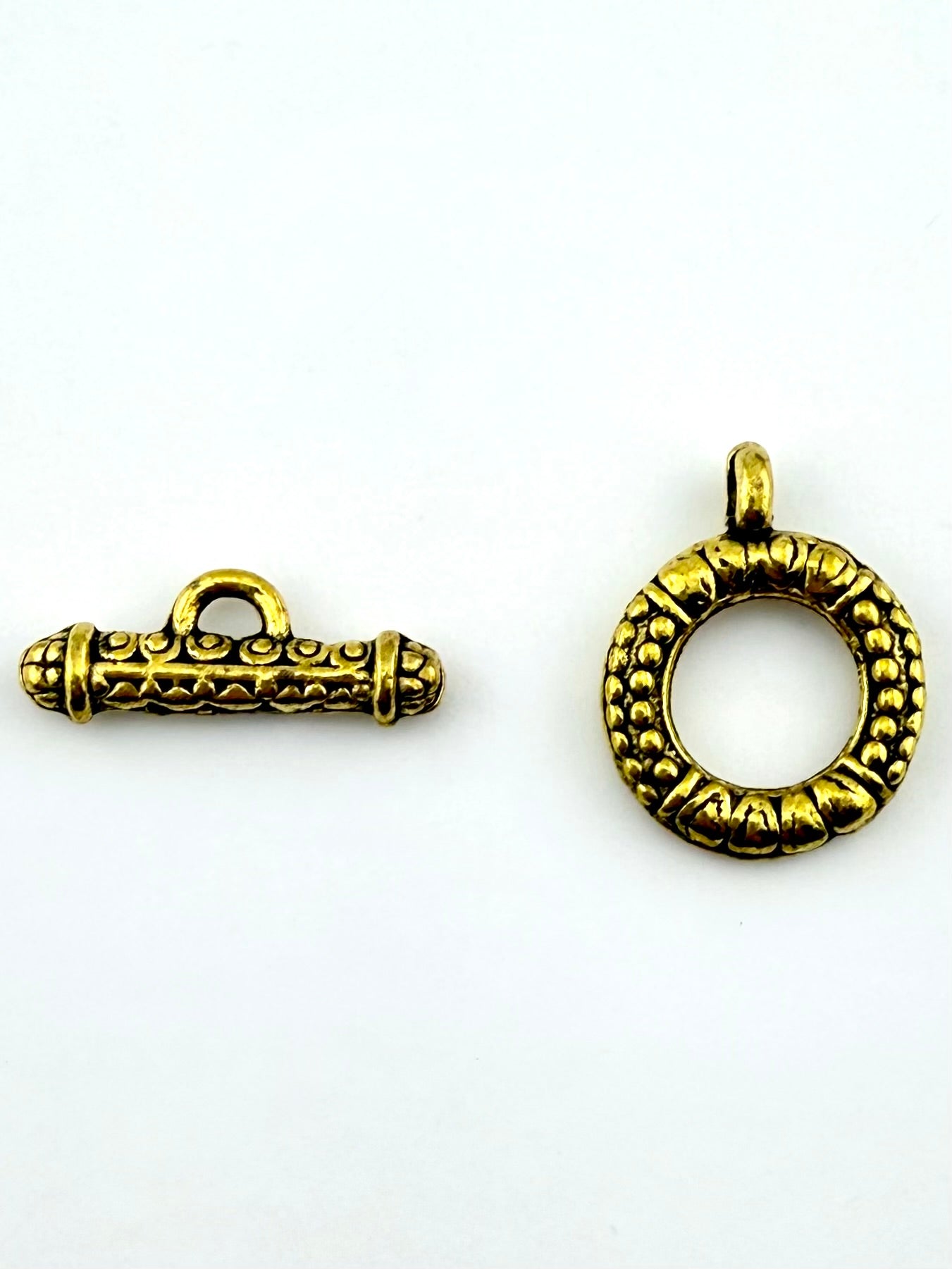 23mm Fancy Toggle Antique Gold