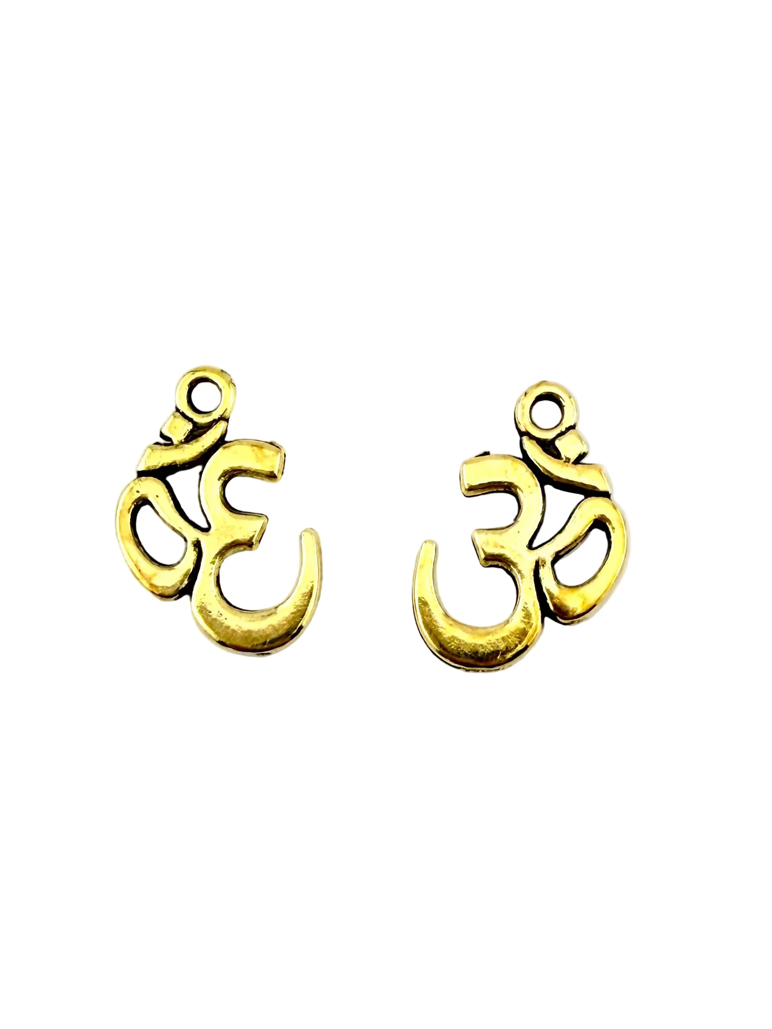 19mm Ohm Charm Antique Gold