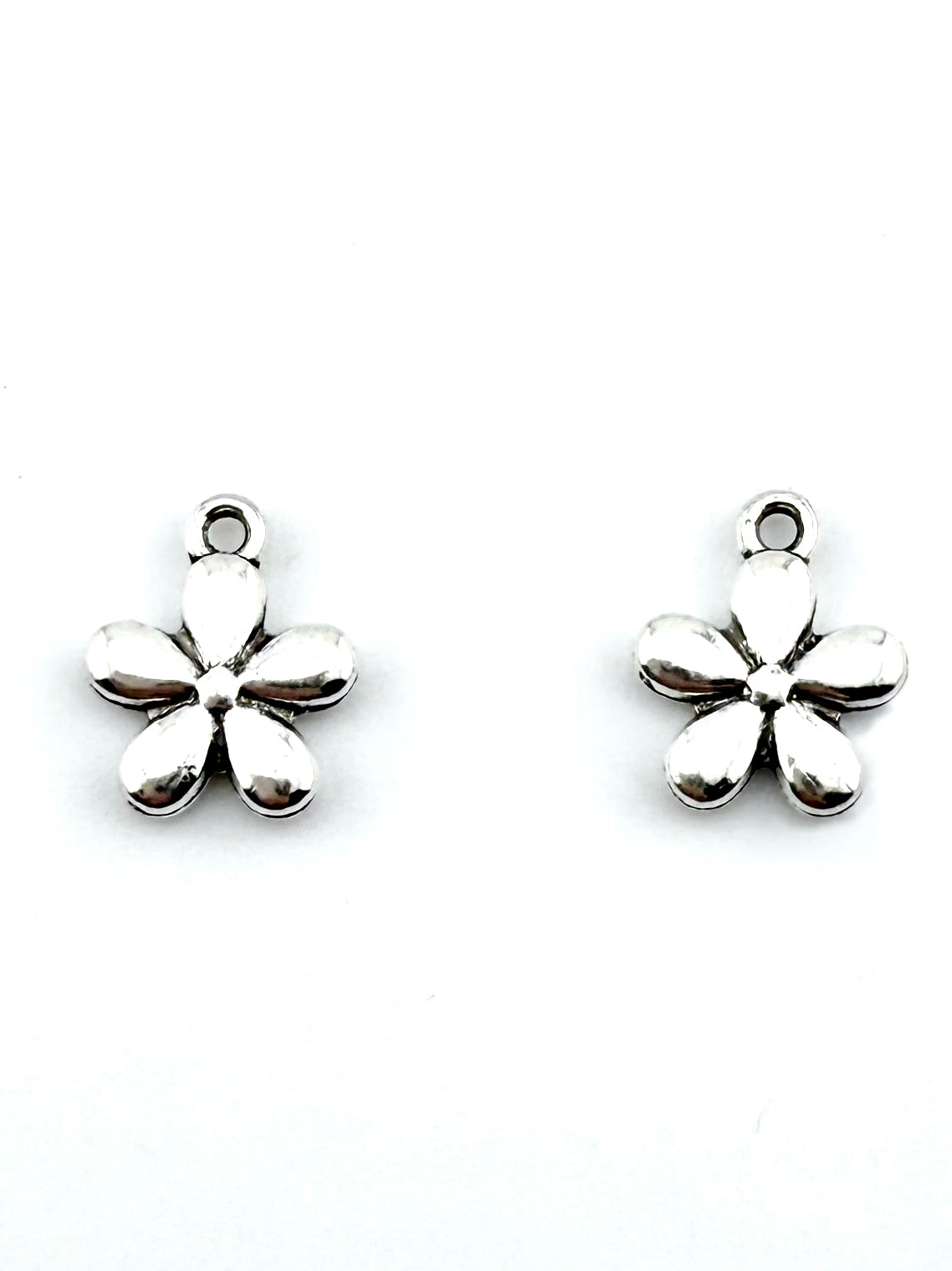13mm Flower Charm Rhodium