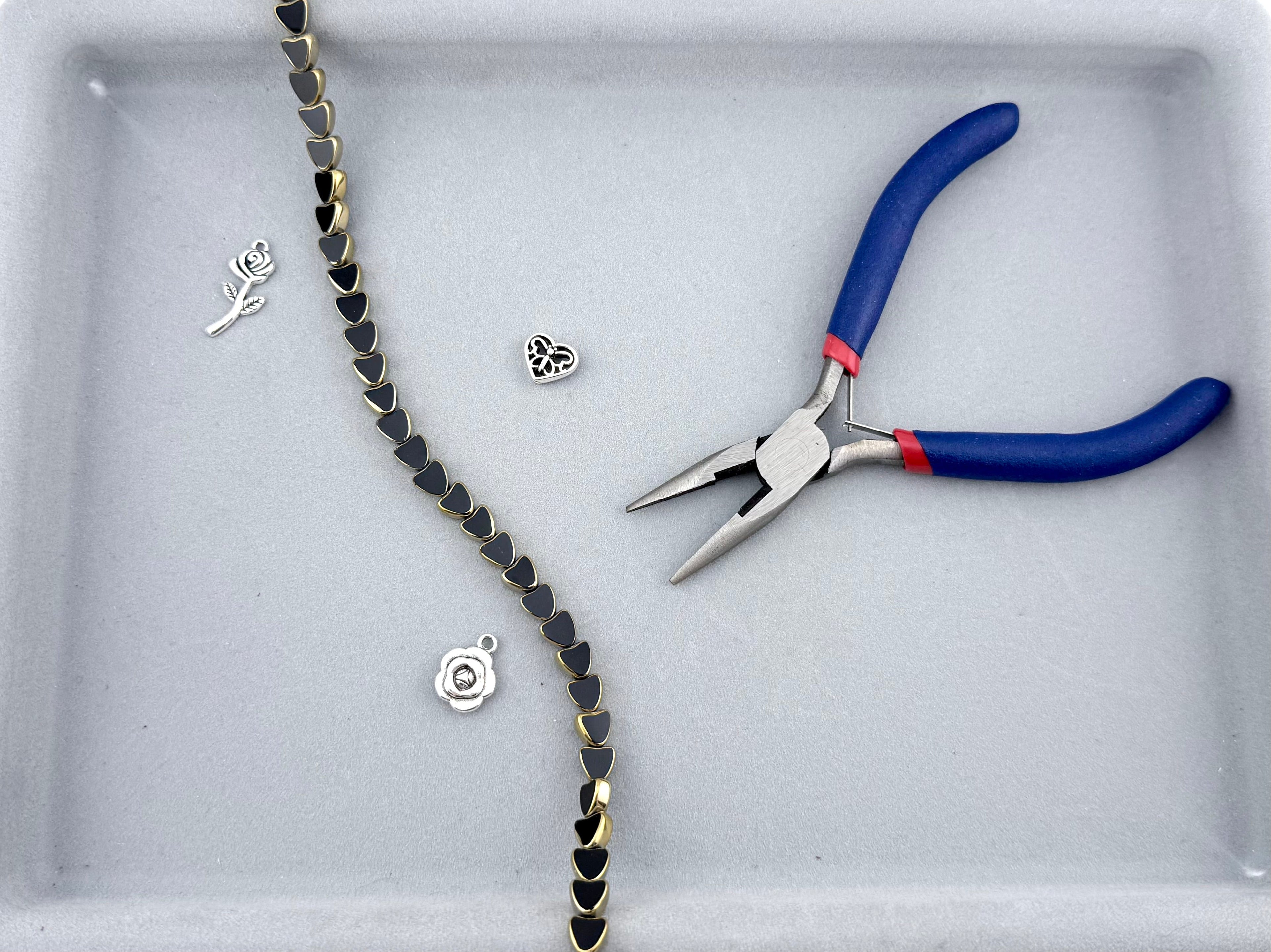 8mm Faceted Heart Beads Strand Black