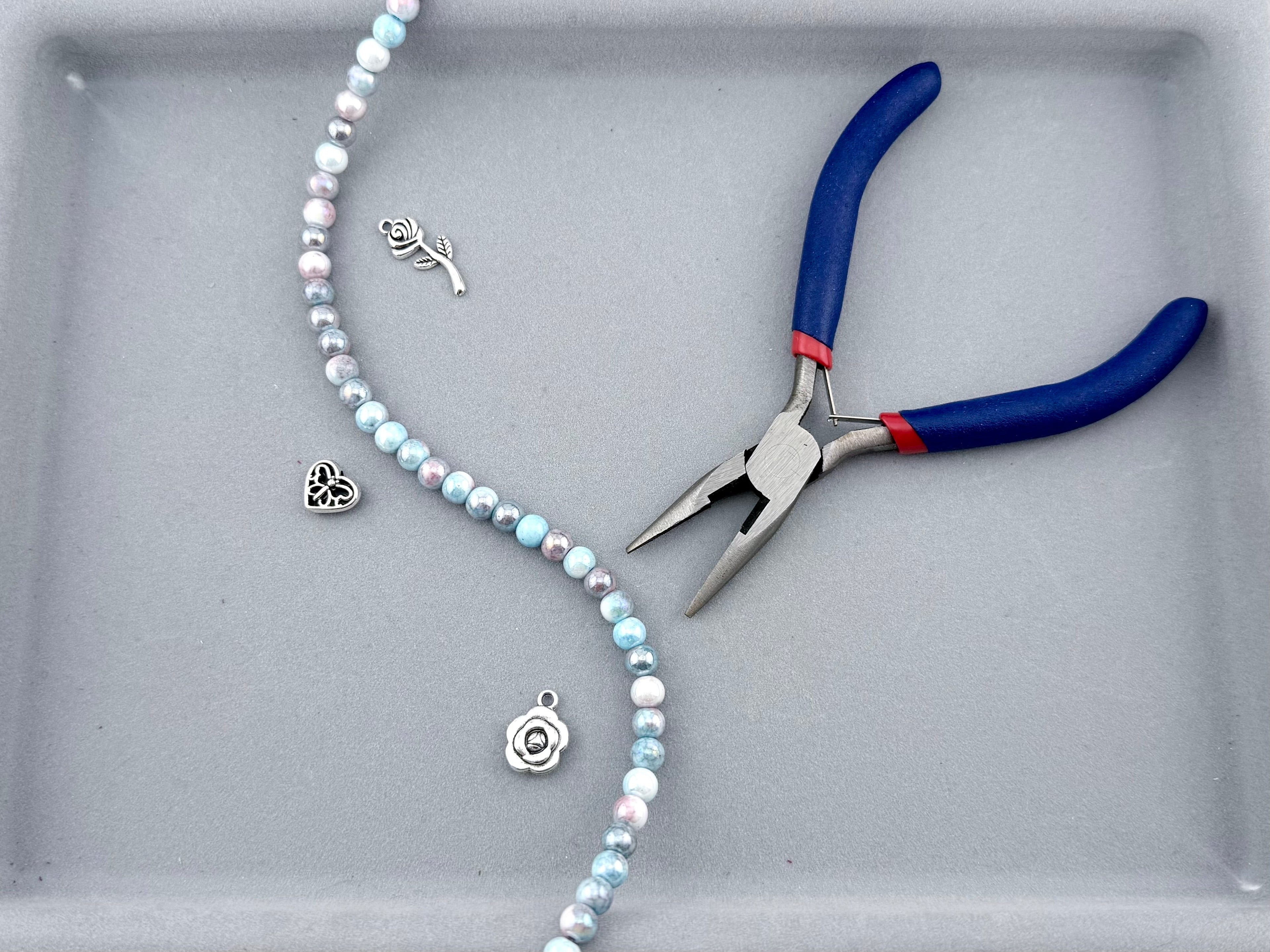 6mm Faceted Glass Round Beads Strand Blue-White