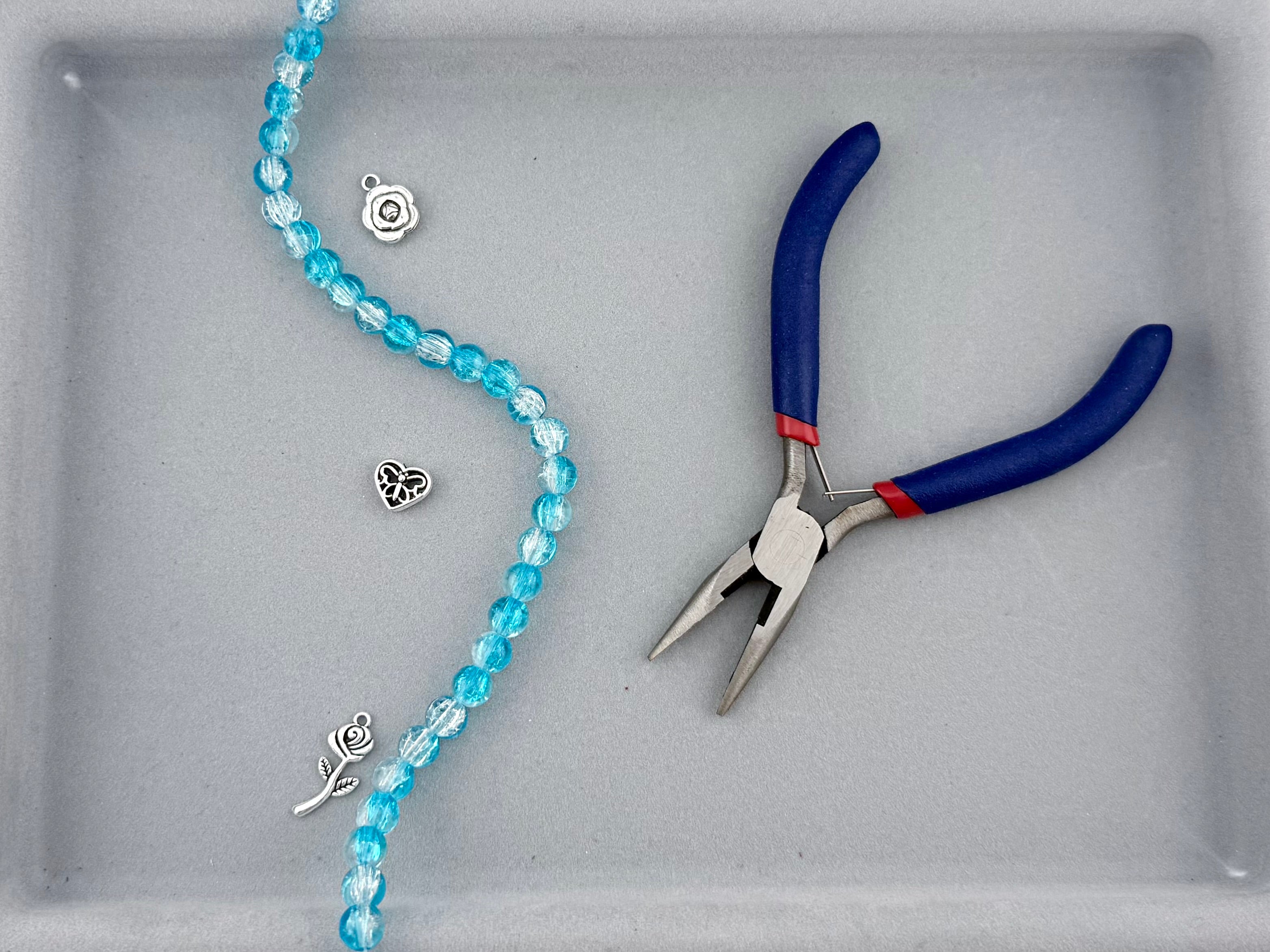 8mm Glass Crackle Beads Strand Blue-White