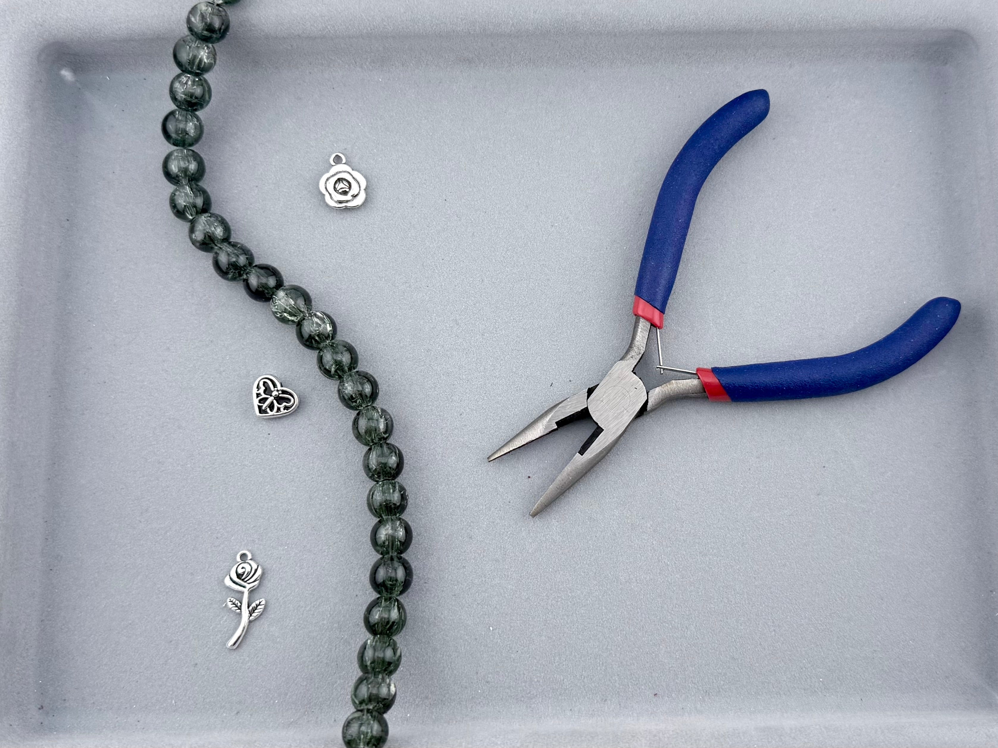 10mm Glass Crackle Beads Strand Green