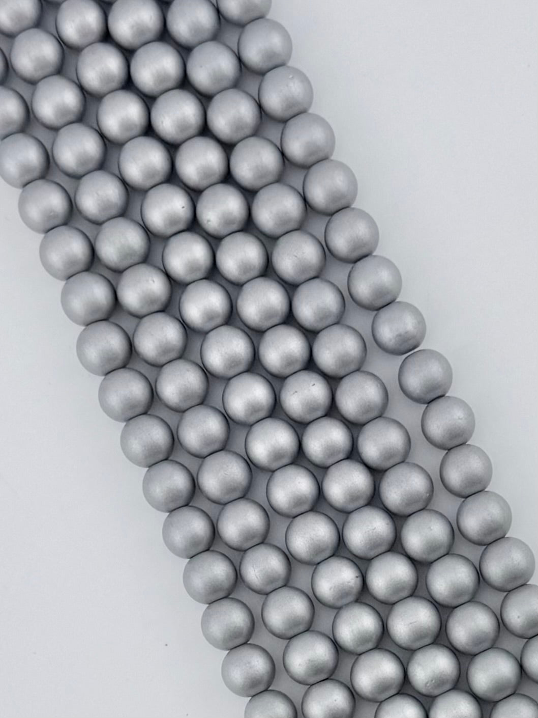 8mm Pearl Glass Round Beads Silver