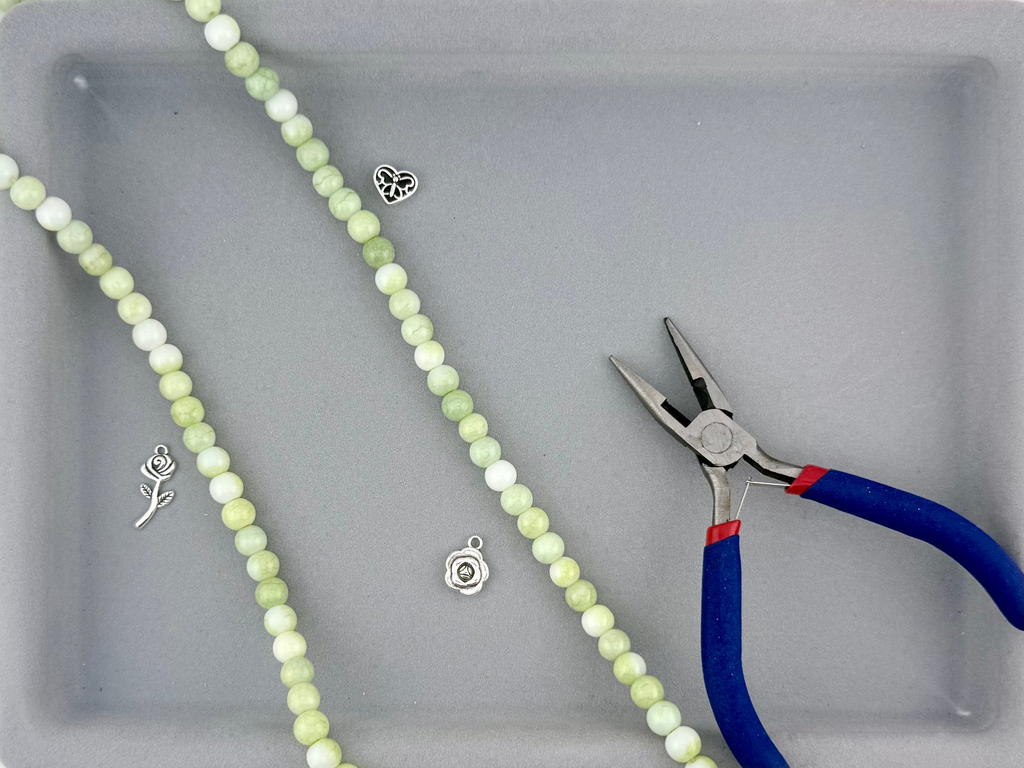 8mm Glass Round Beads Two-Tone Green