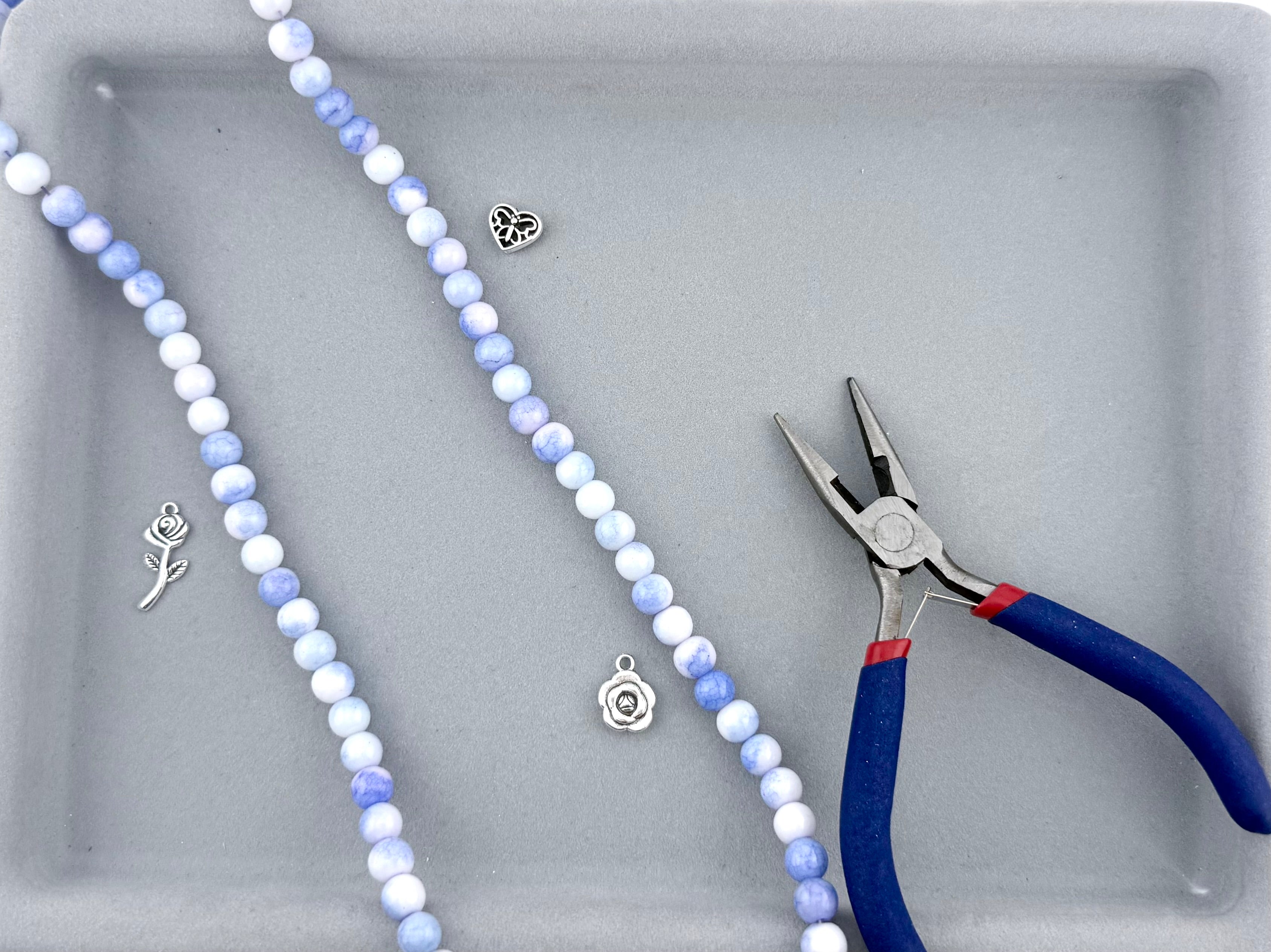 8mm Glass Round Beads Two-Tone Blue