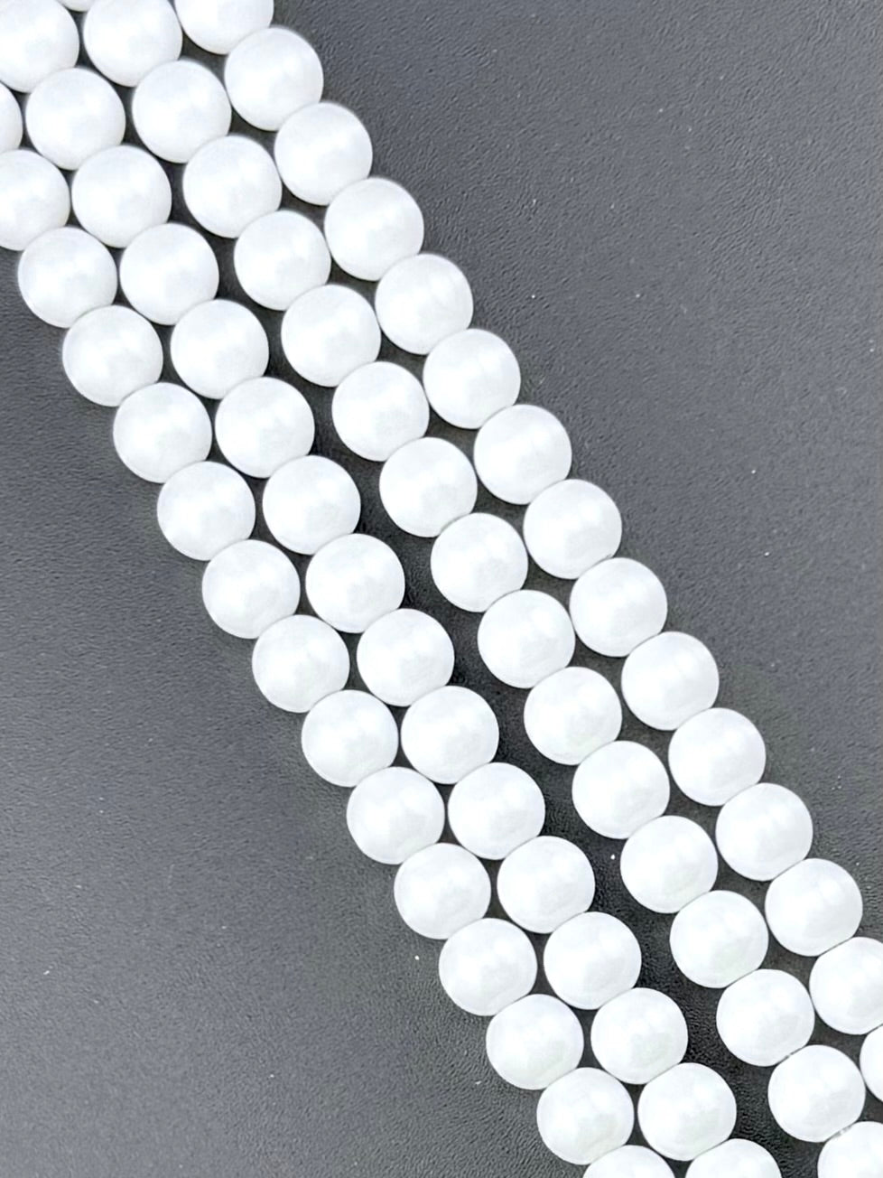 8mm Glass Round Beads White