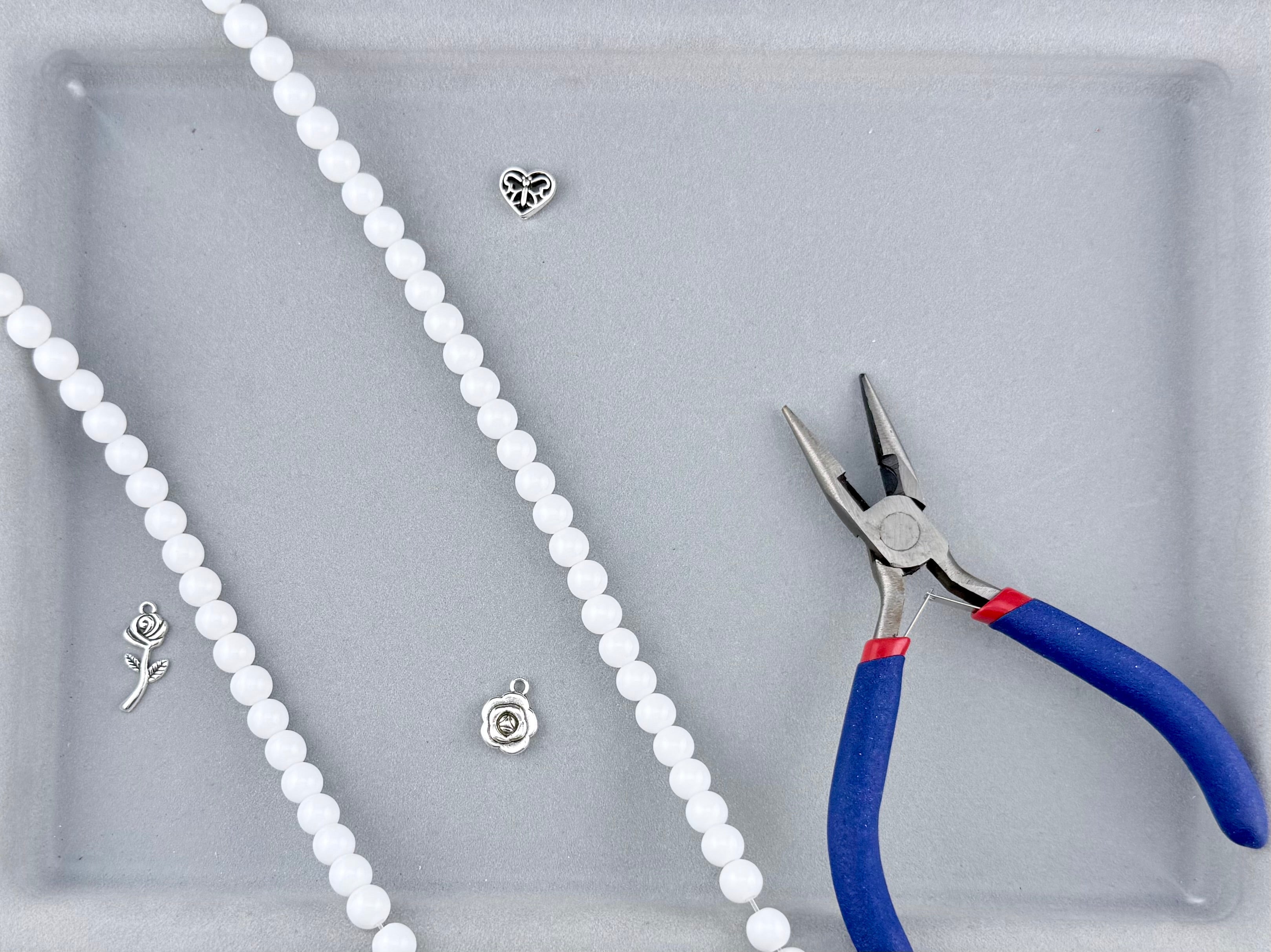 8mm Glass Round Beads White