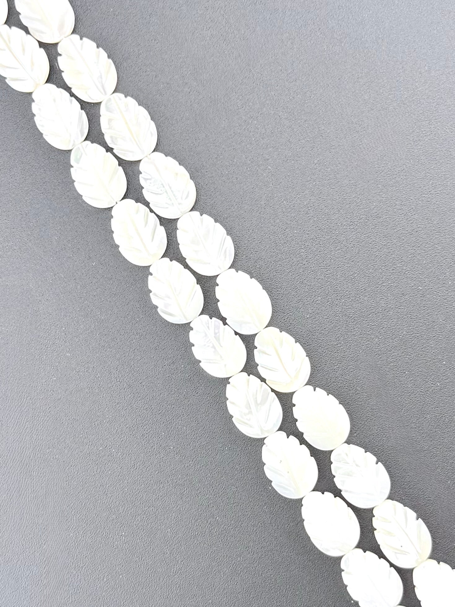 15x10mm Faceted Pearl Leaf Beads Strand White