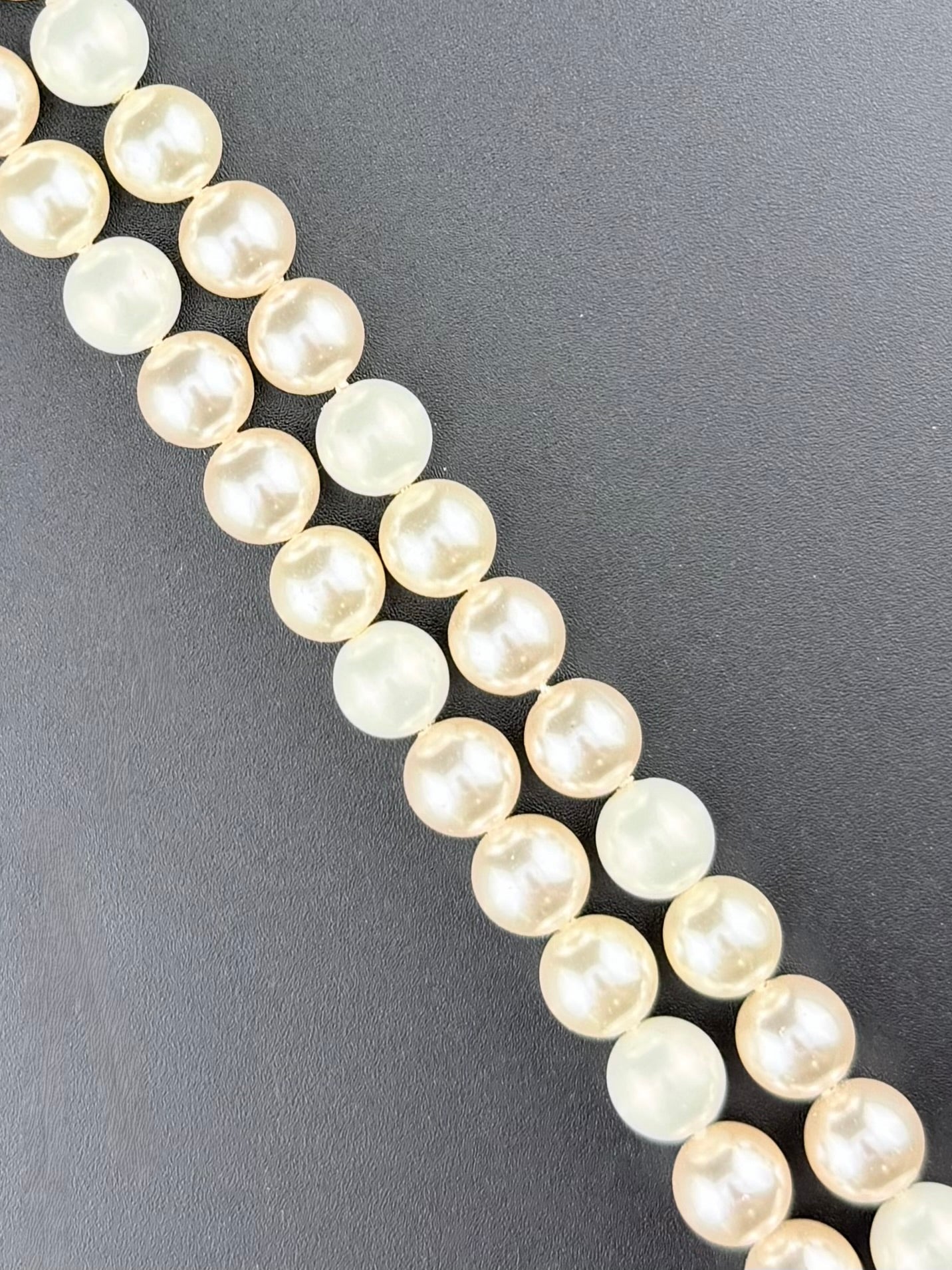 Shell Pearls Round Beads Strand White-Cream