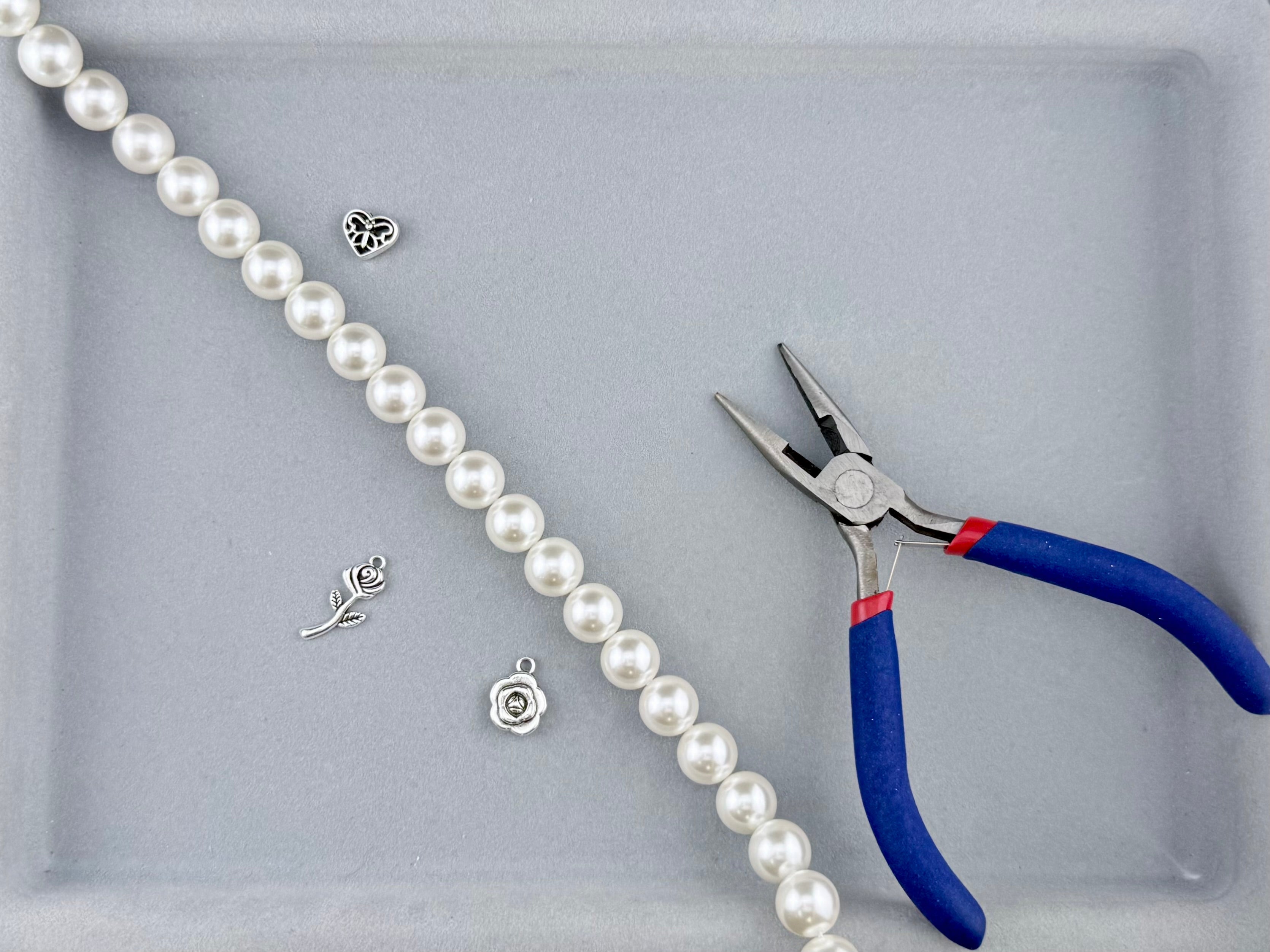 Shell Pearls Round Beads Strand Light Cream