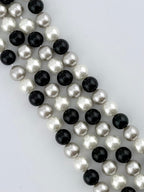 Shell Pearls Round Beads Strand Black-White