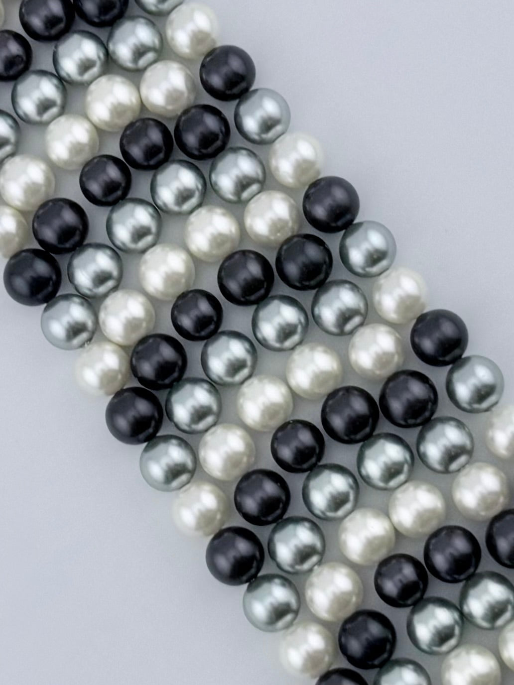 Shell Pearls Round Beads Strand Black-Cream