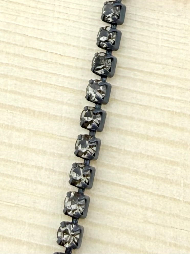 2mm Black Metal Rhinestone Banding With Black Diamond Crystal