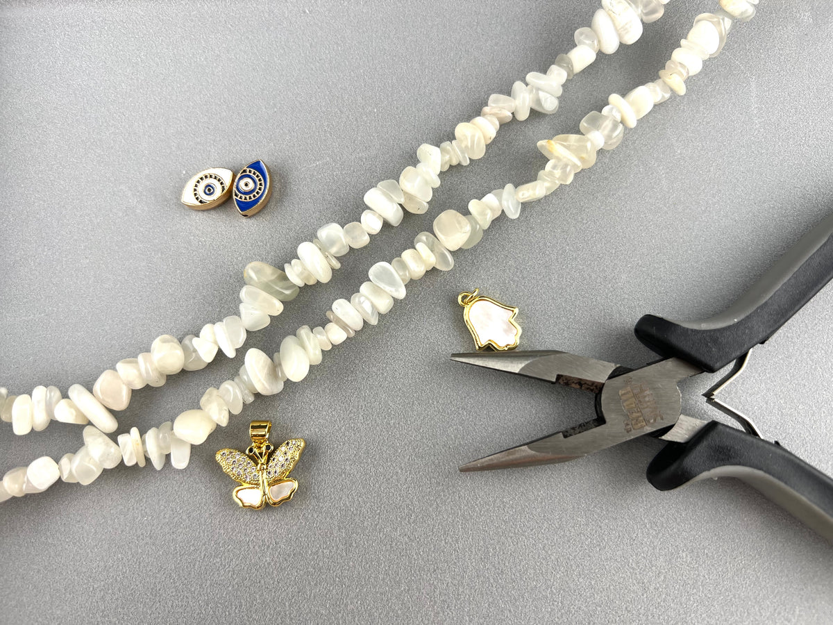 Natural Stone Moonstone Chip Beads 5-8mm