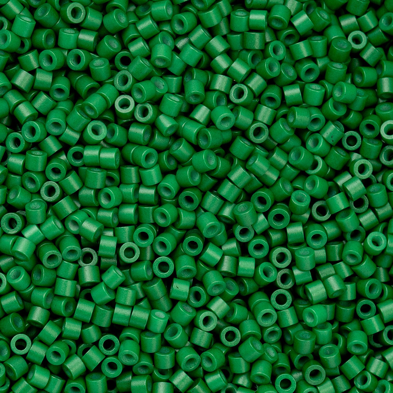 Cylin Bead 11/0 25g Bag Opaque Jade Green