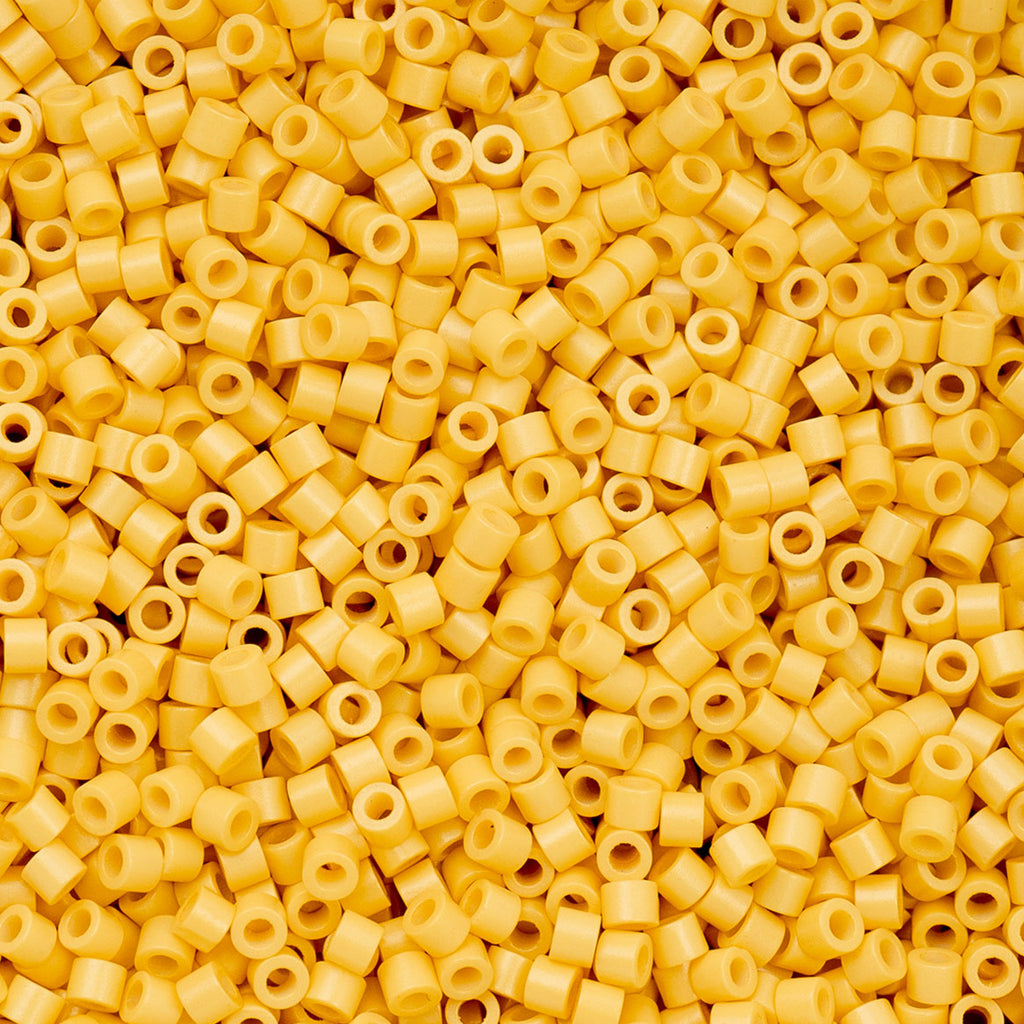 Cylin Bead 11/0 25g Bag Opaque Light Topaz