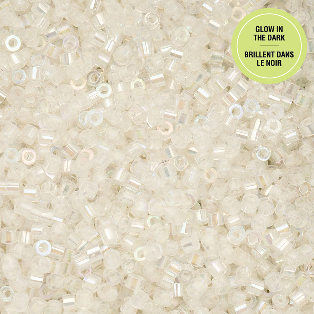 Cylin Bead 11/0 25g Bag Glow in Dark AB - White to Sky
