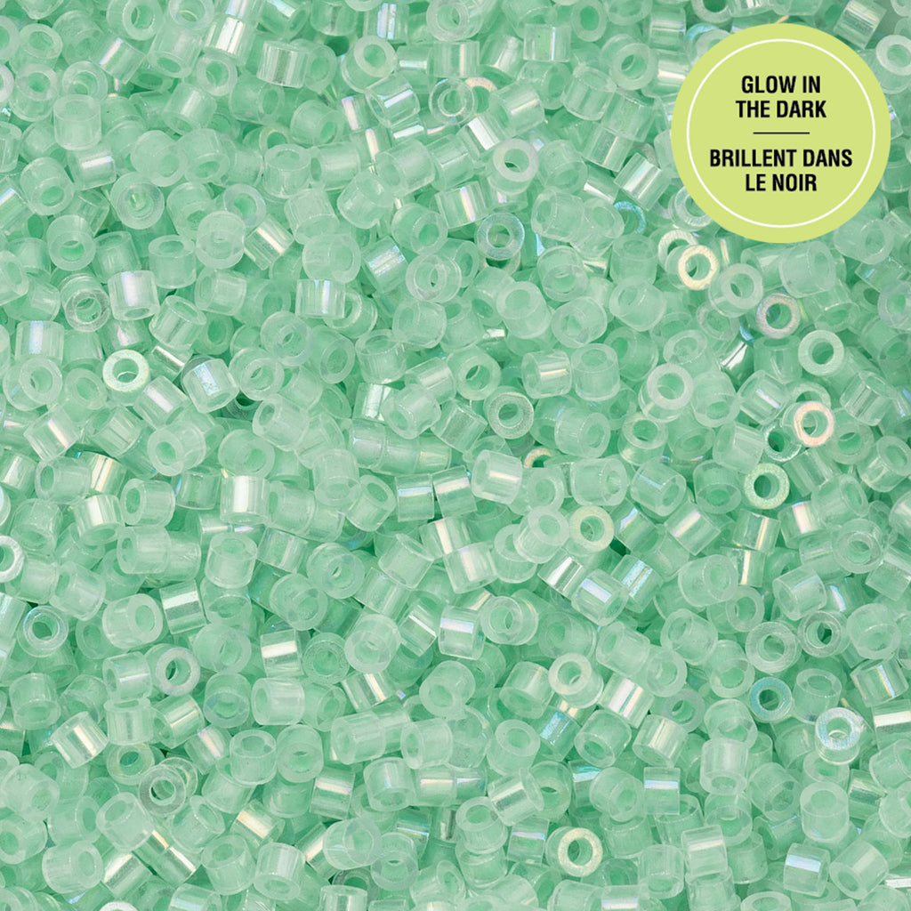 Cylin Bead 11/0 25g Bag Glow in Dark AB - Green