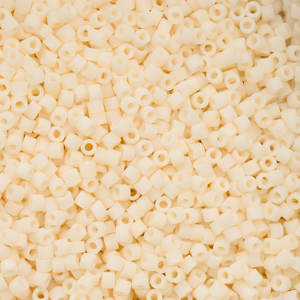 Cylin Bead 11/0 25g Bag Matte Macaron - Warm Cream