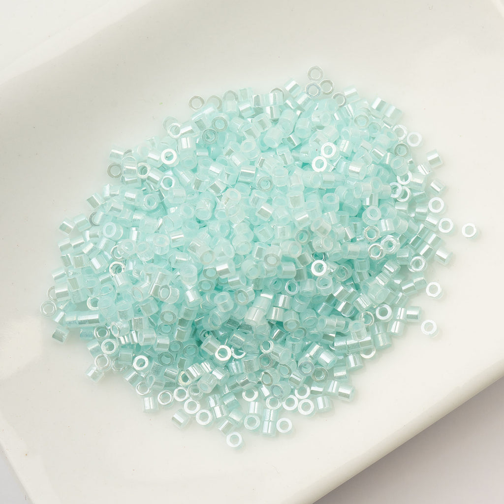 Cylin Bead 11/0 25g Bag Light Crystal Aqua Ceylon