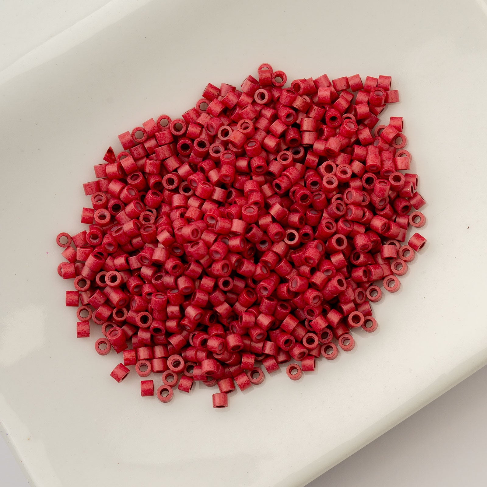 Cylin Bead 11/0 25g Bag Opaque Red Matte