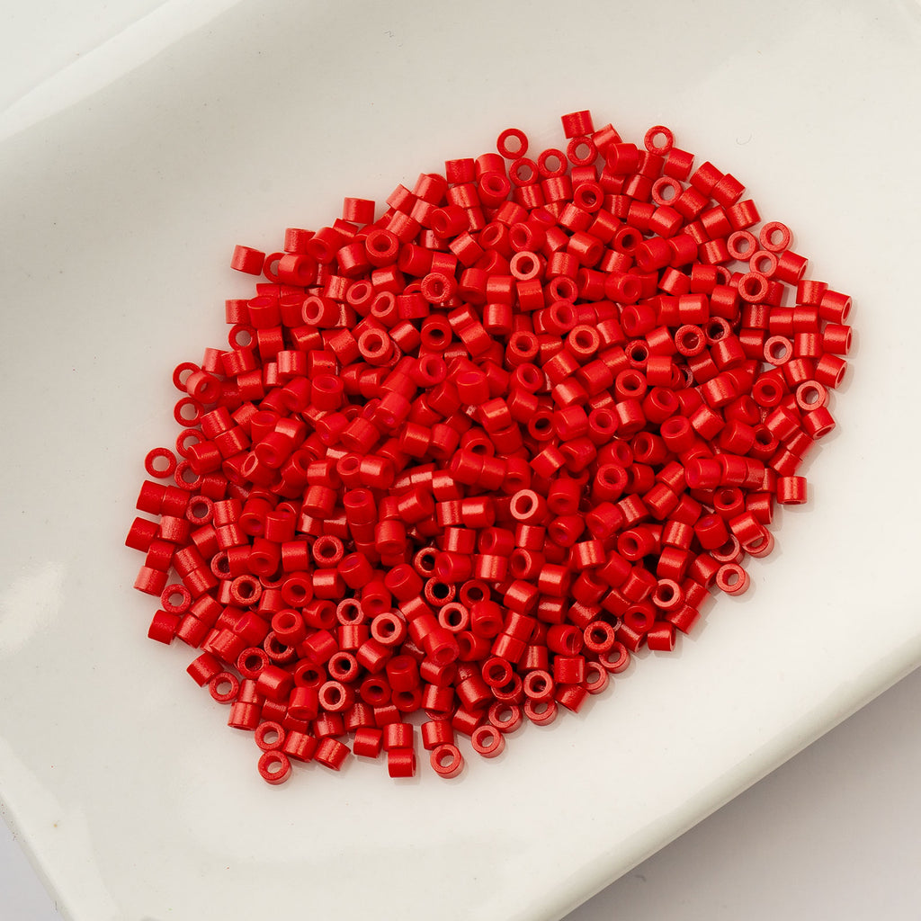 Cylin Bead 11/0 25g Bag Opaque Red