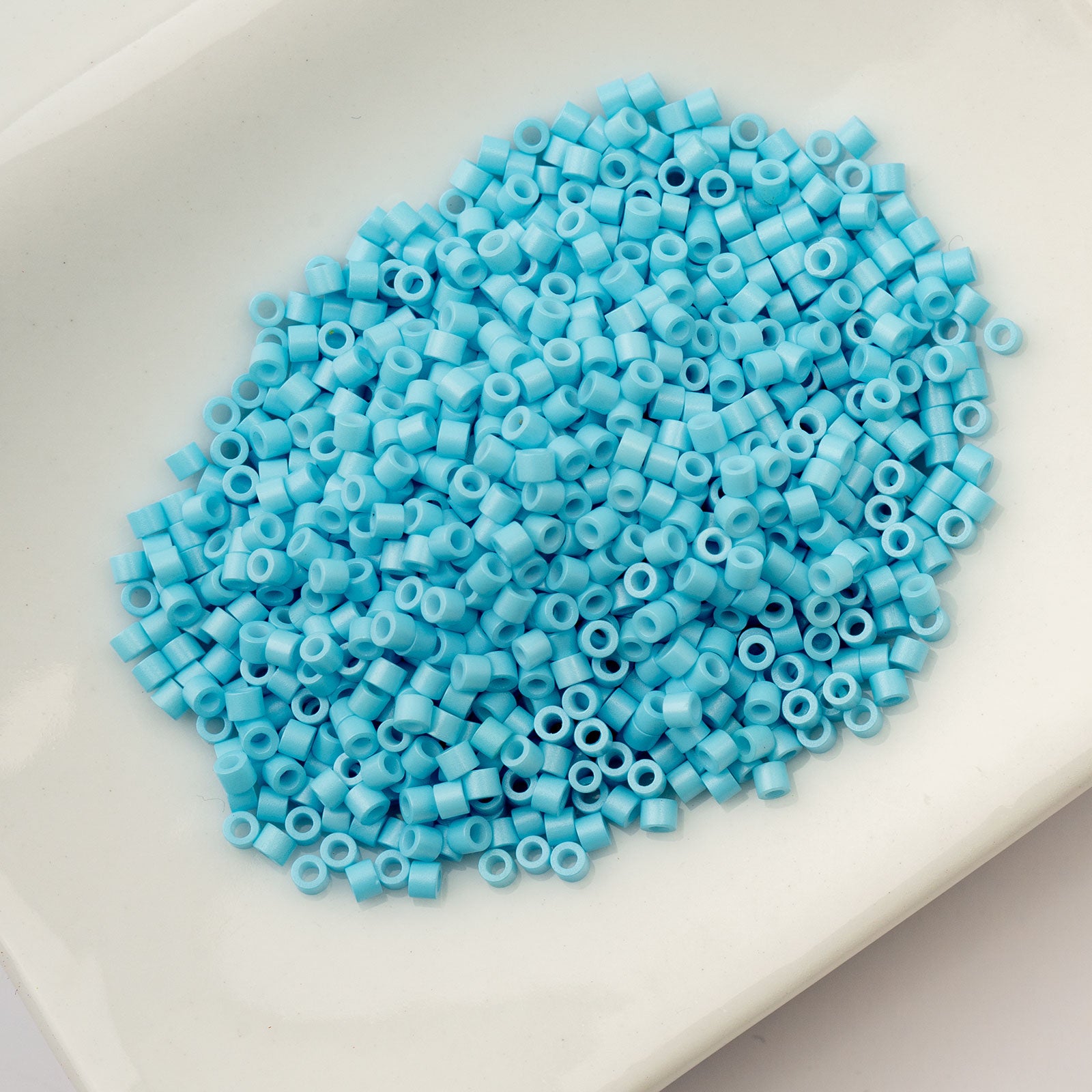 Cylin Bead 11/0 25g Bag Opaque Light Blue