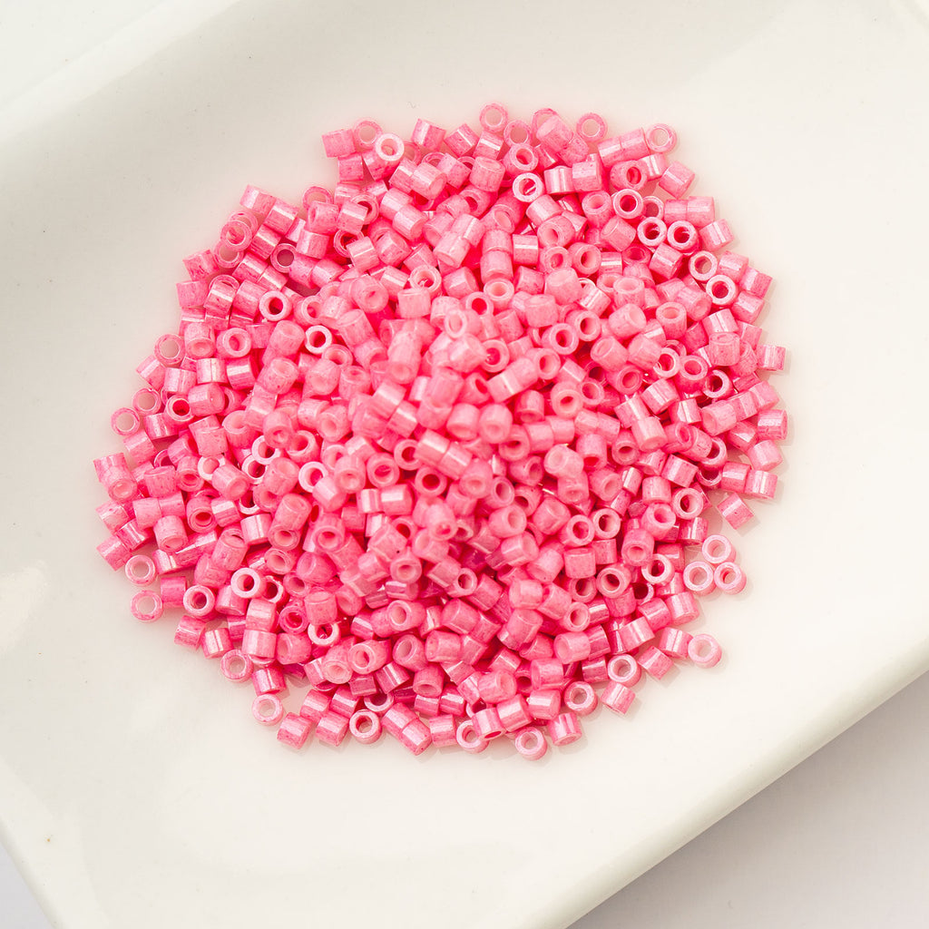 Cylin Bead 11/0 25g Bag Opaque Pink Carnation
